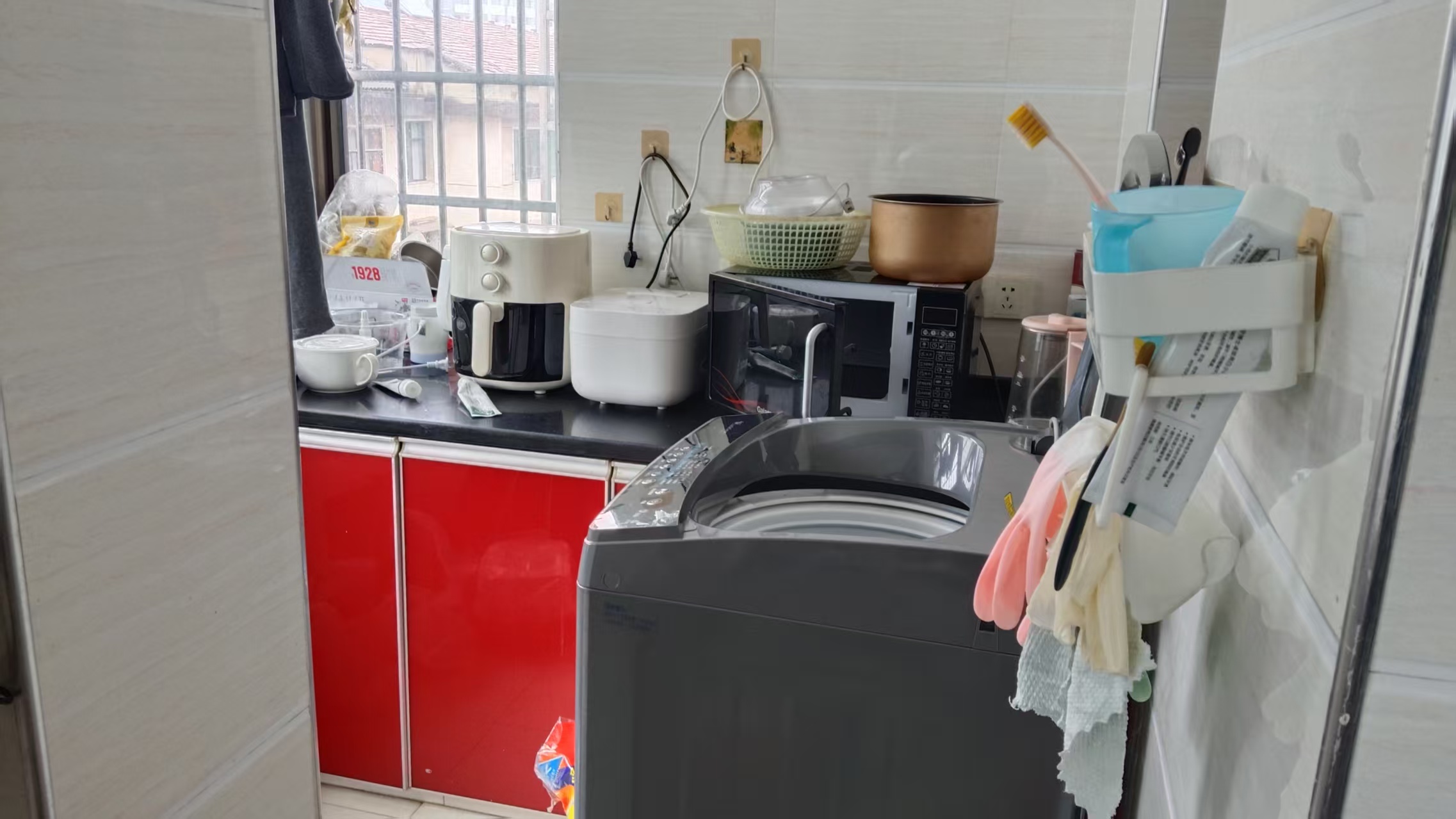 中电怡和苑  3室2厅2卫    2500.0元/月室内图