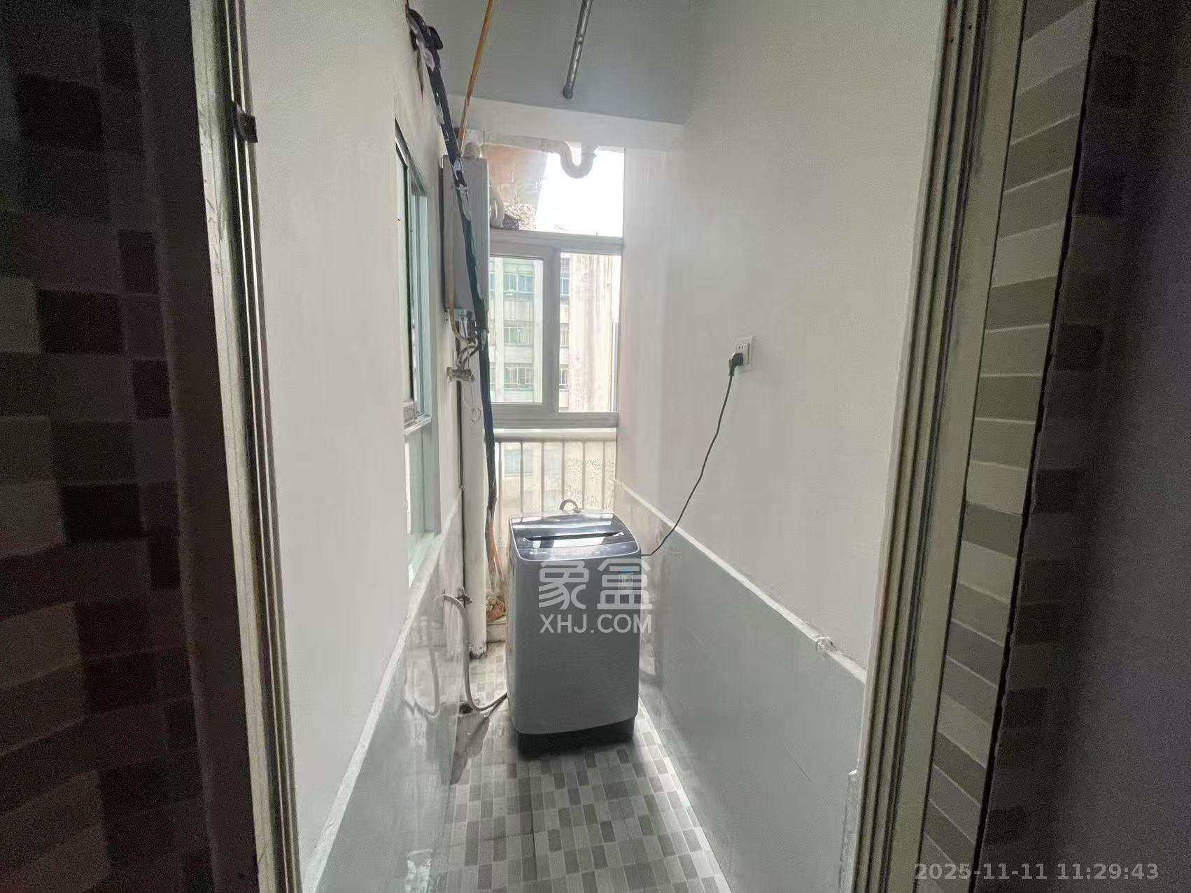 白沙晶城  1室1厅1卫    2200.0元/月室内图