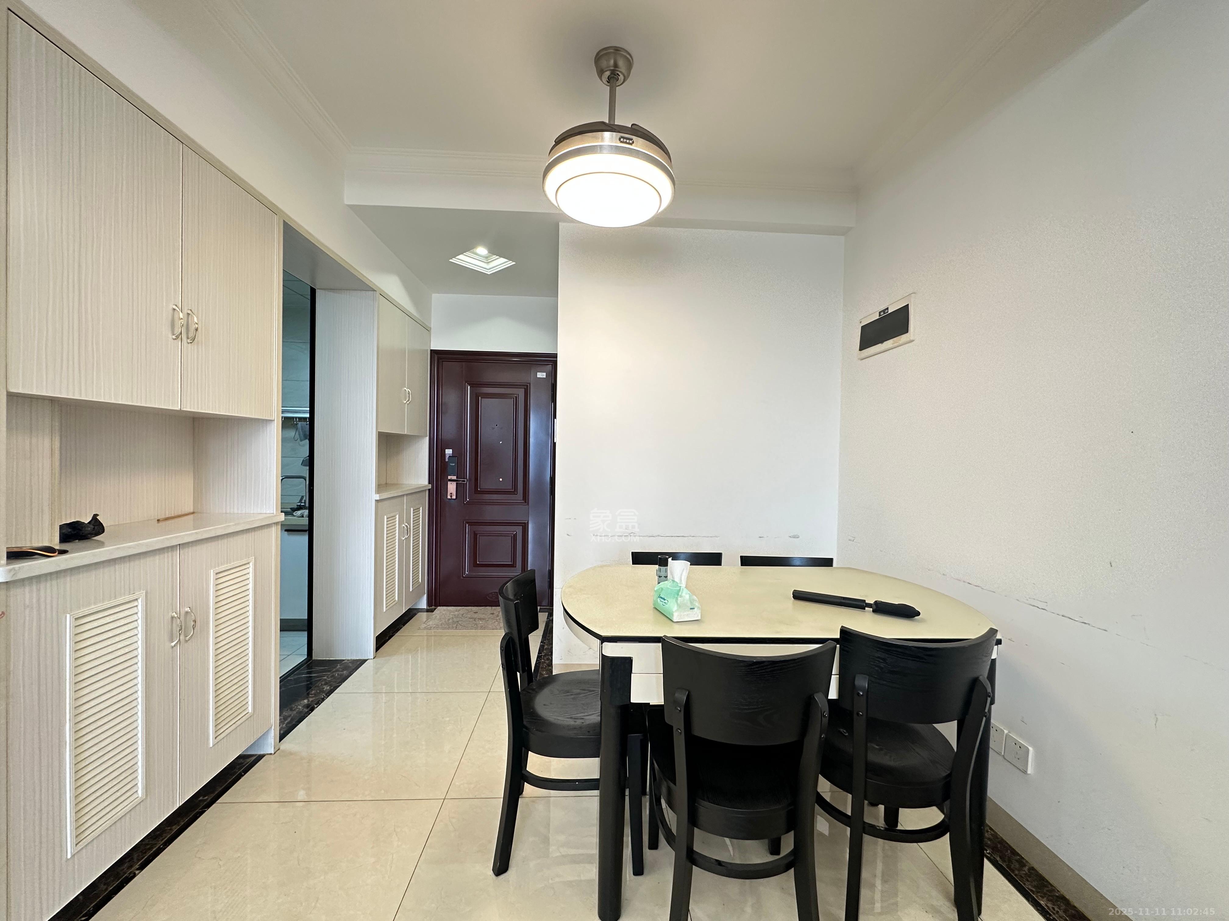 金鹰玖珑山 1室0厅0卫 2200.0元/月 金鹰玖珑山 1室0厅0卫 2200.0元/月室内图