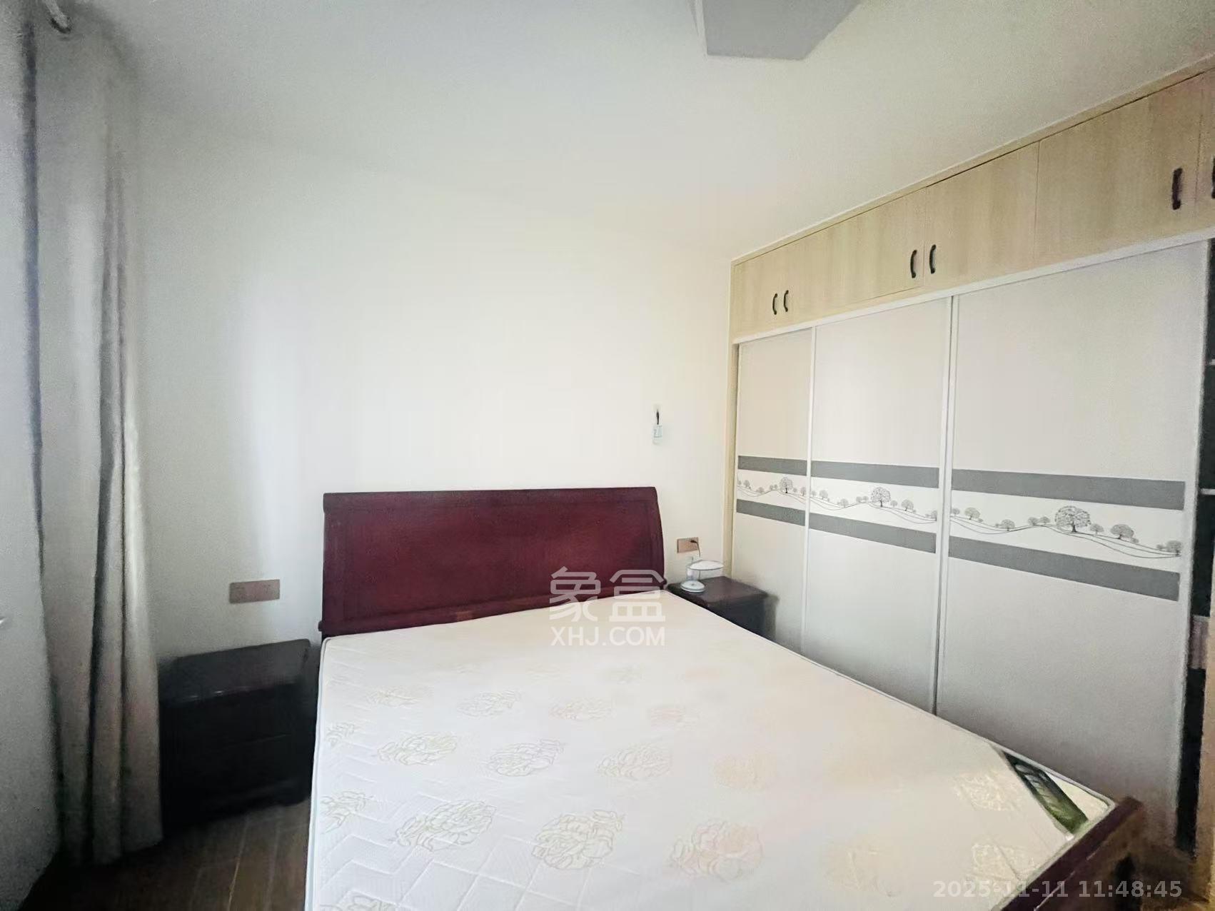 洋湖春园  3室2厅2卫    2100.0元/月室内图