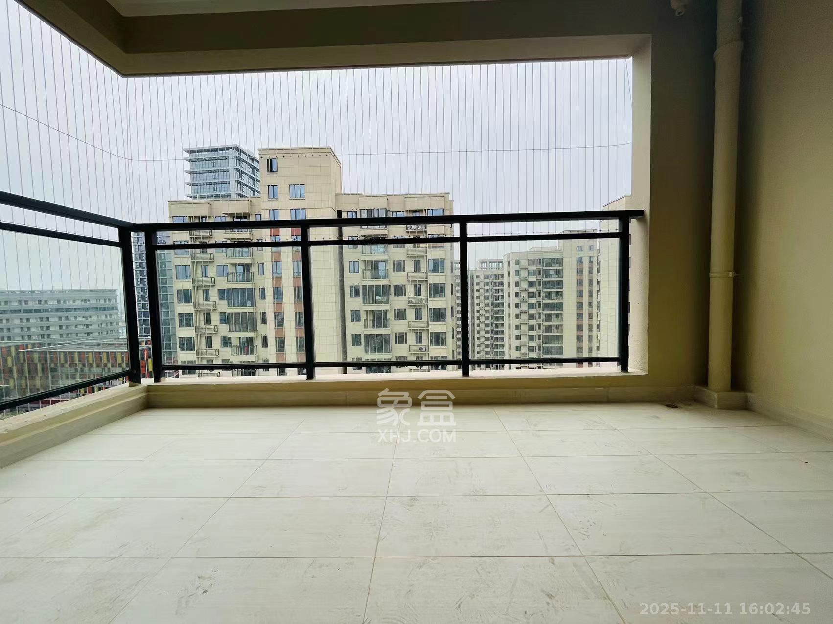 长房云西府一期 4室2厅2卫 3300.0元/月 长房云西府一期 4室2厅2卫 3300.0元/月室内图