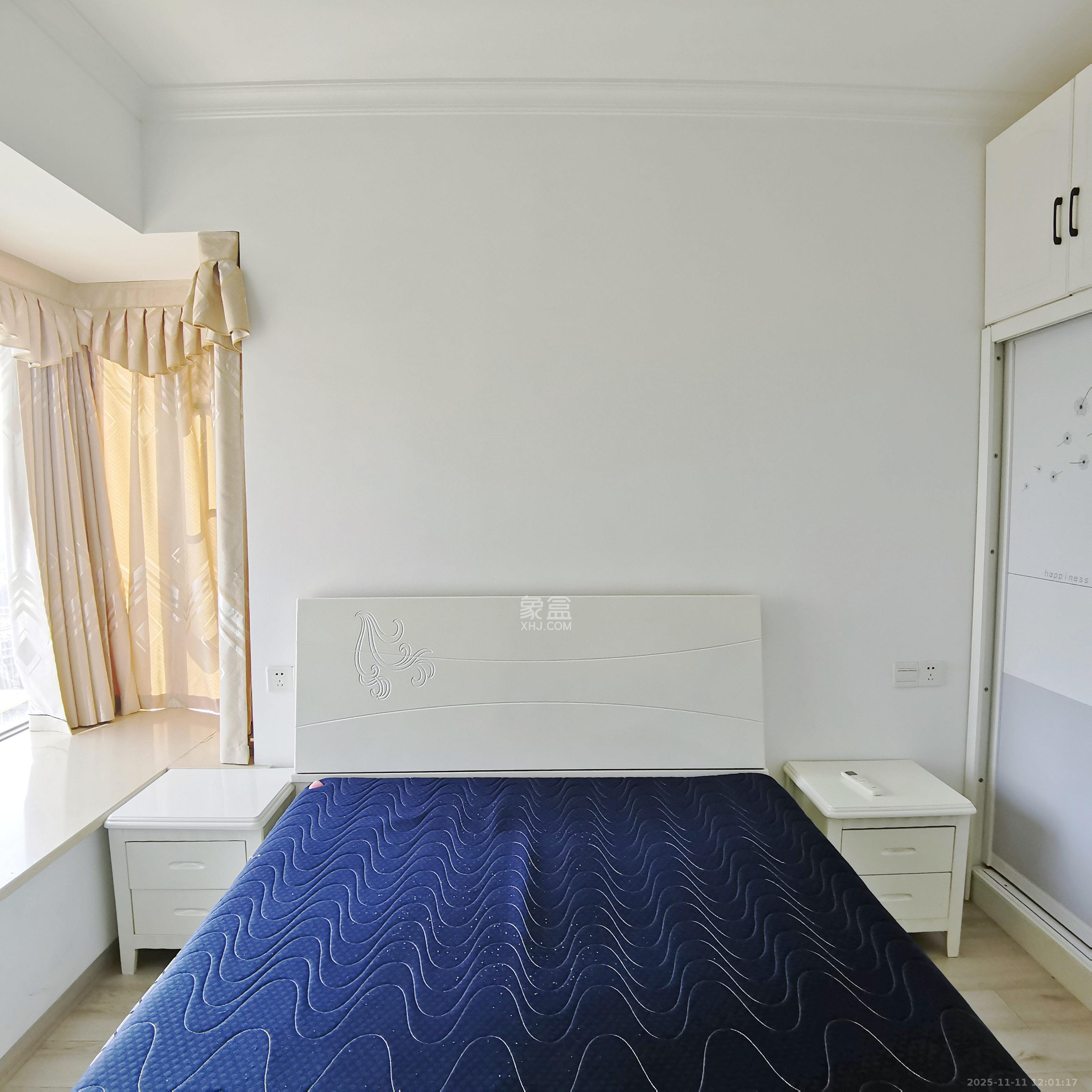 保利西海岸B区  2室2厅1卫    2800.0元/月室内图