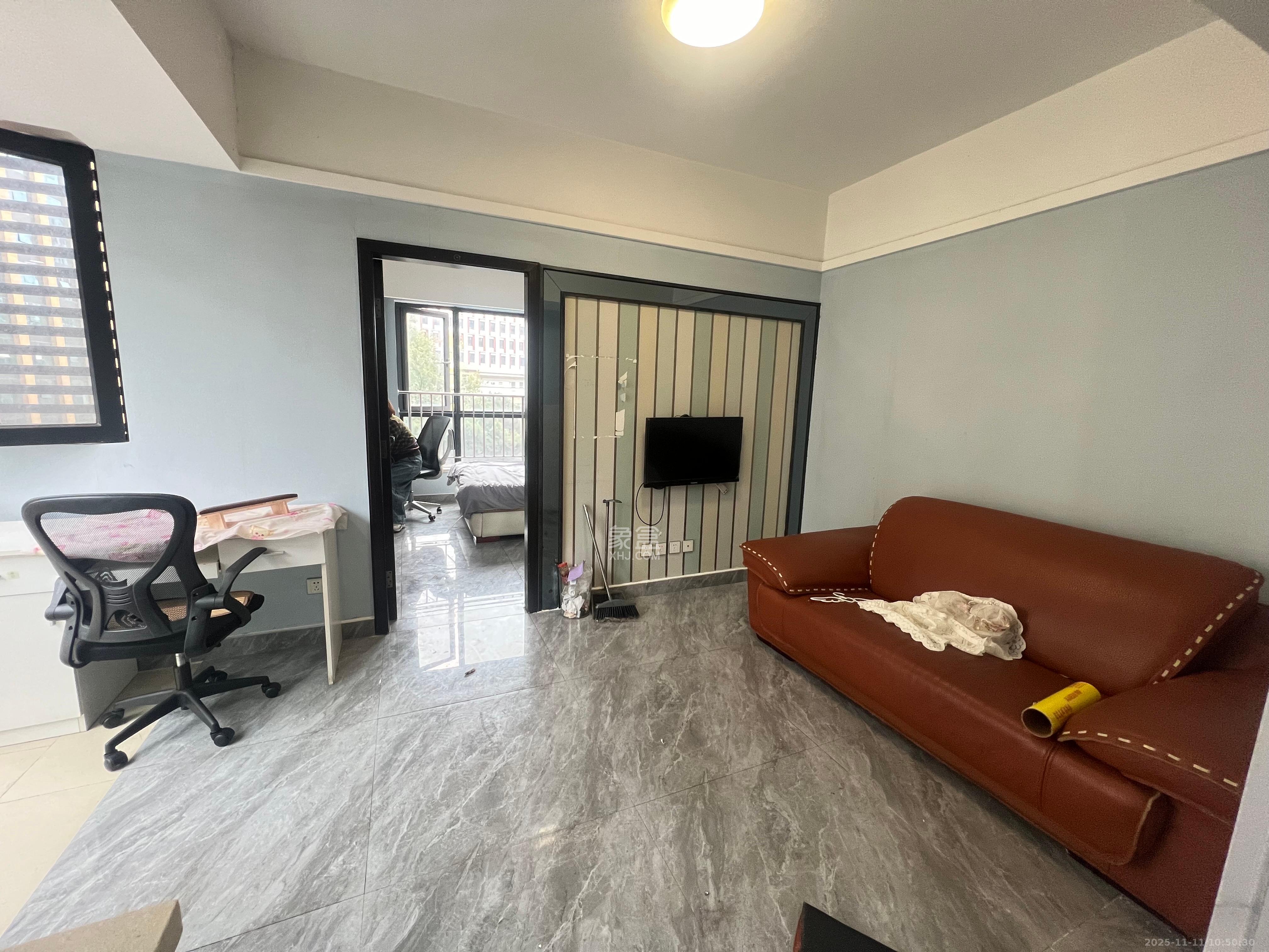 德思勤城市广场(宝格丽公寓) 1室1厅1卫 1900.0元/月 德思勤城市广场(宝格丽公寓) 1室1厅1卫 1900.0元/月室内图