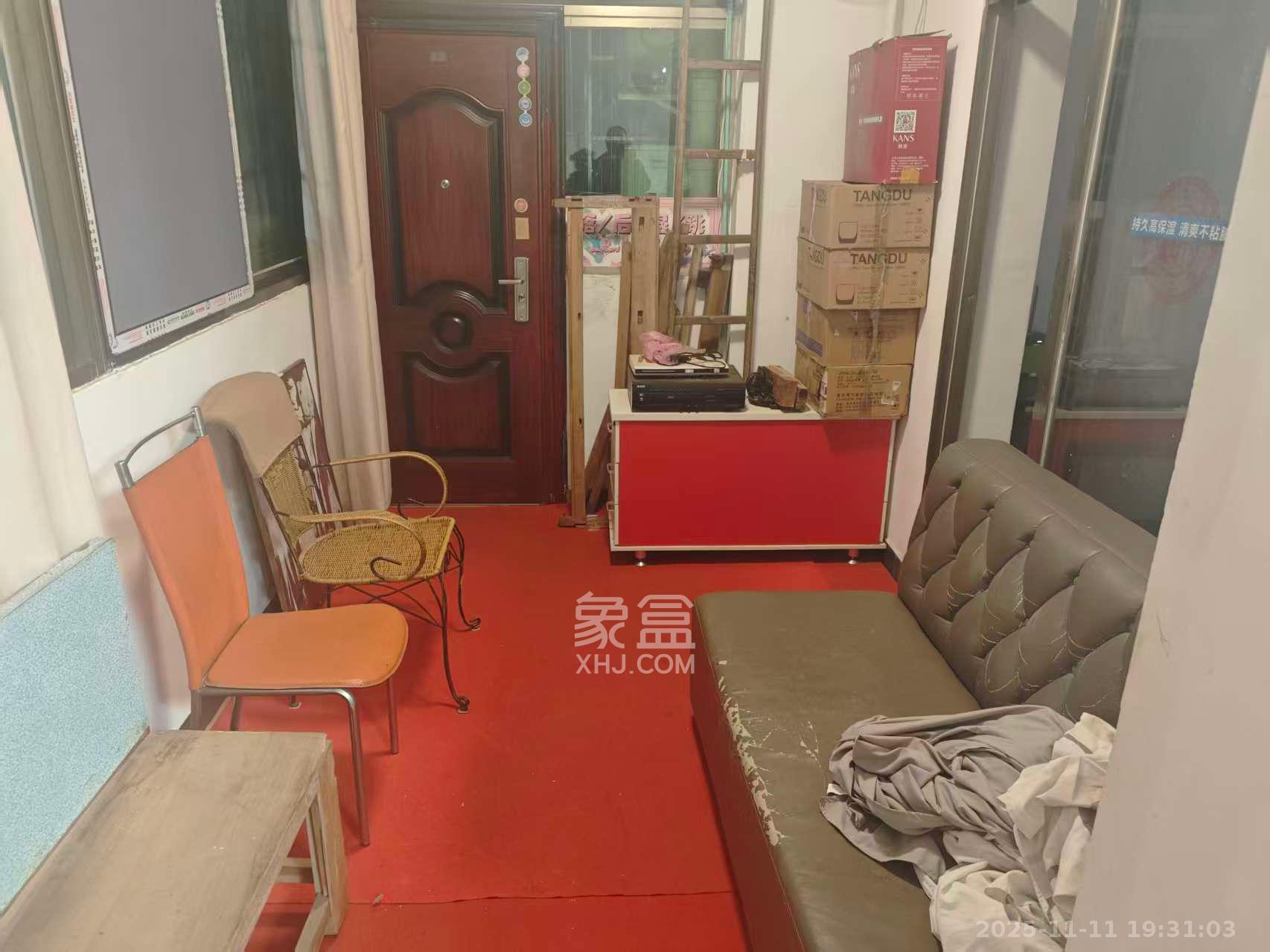 二机小区 3室2厅1卫 2800.0元/月 二机小区 3室2厅1卫 2800.0元/月室内图