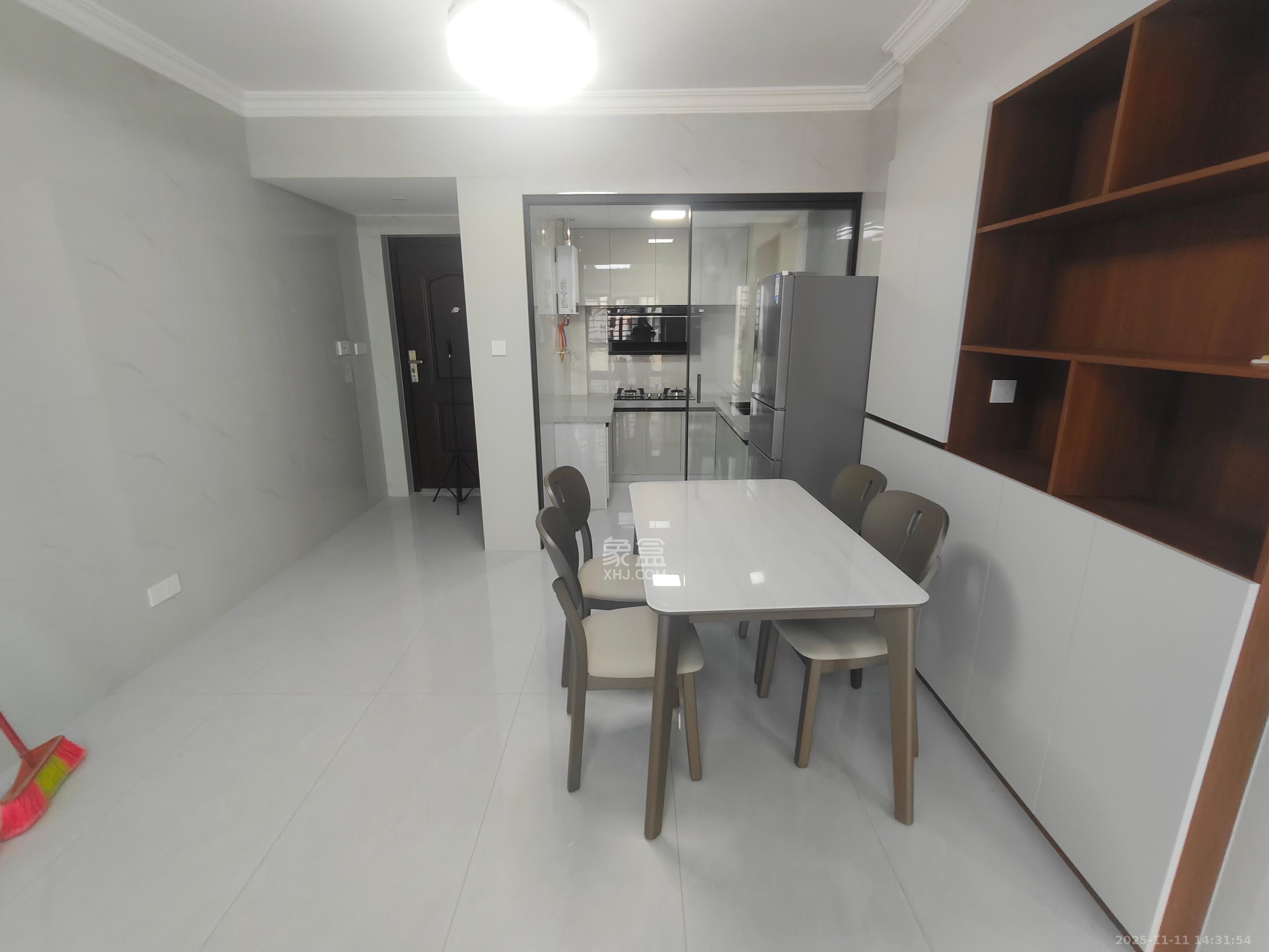 和景家园二期 2室1厅1卫 1900.0元/月 和景家园二期 2室1厅1卫 1900.0元/月室内图