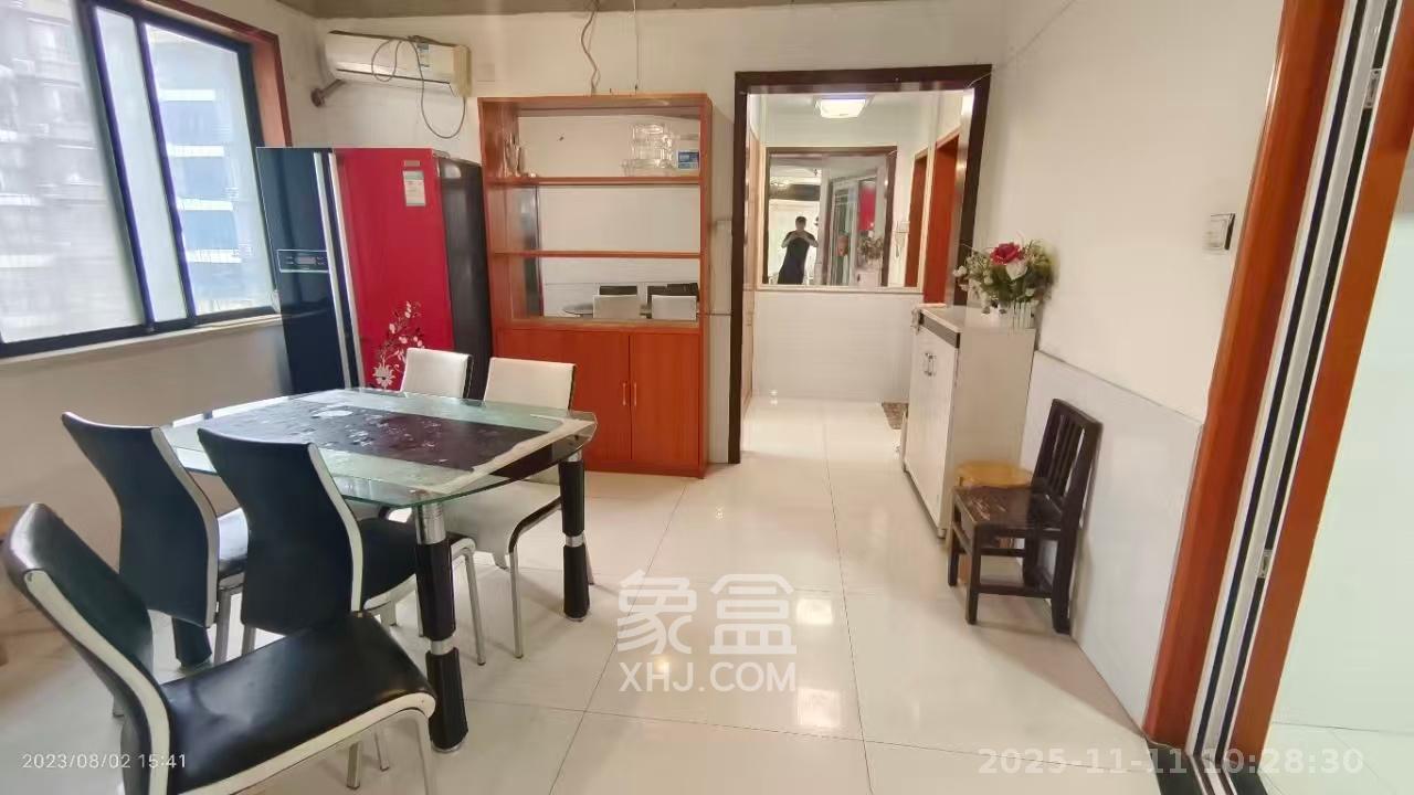 华盛世纪新城  3室2厅2卫    2500.0元/月室内图