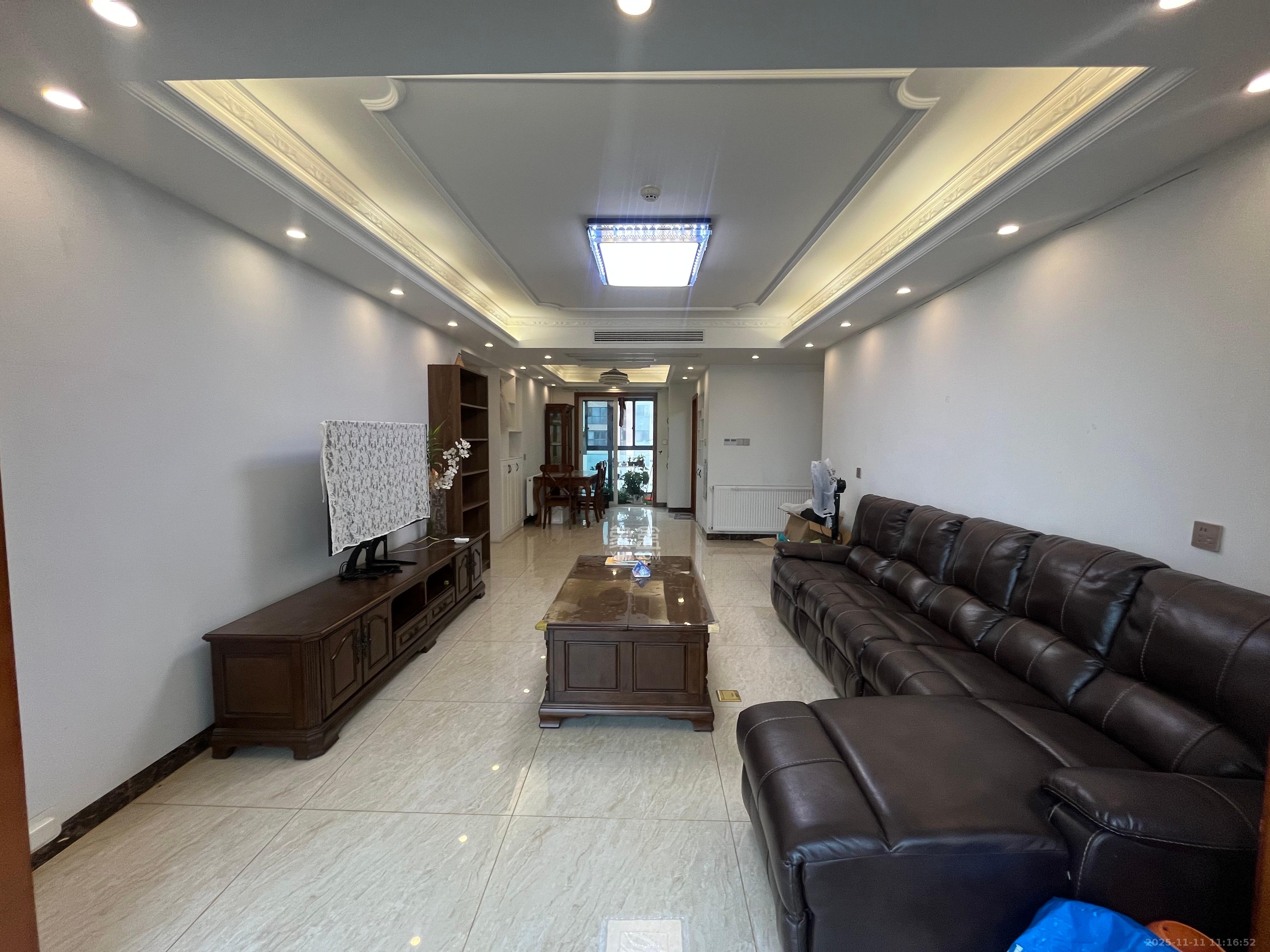 北辰三角洲E6区 4室2厅2卫 4200.0元/月 北辰三角洲E6区 4室2厅2卫 4200.0元/月室内图