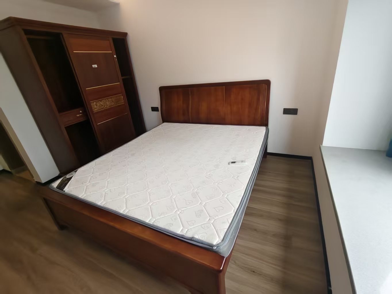 华润海口时光里  3室2厅2卫    3500.0元/月室内图