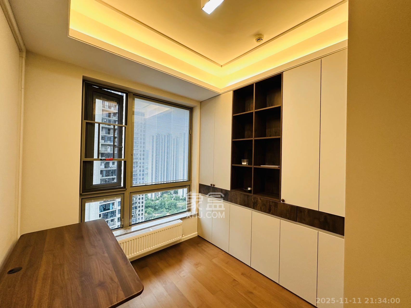 梅溪湖金茂湾  4室2厅3卫    13000.0元/月室内图