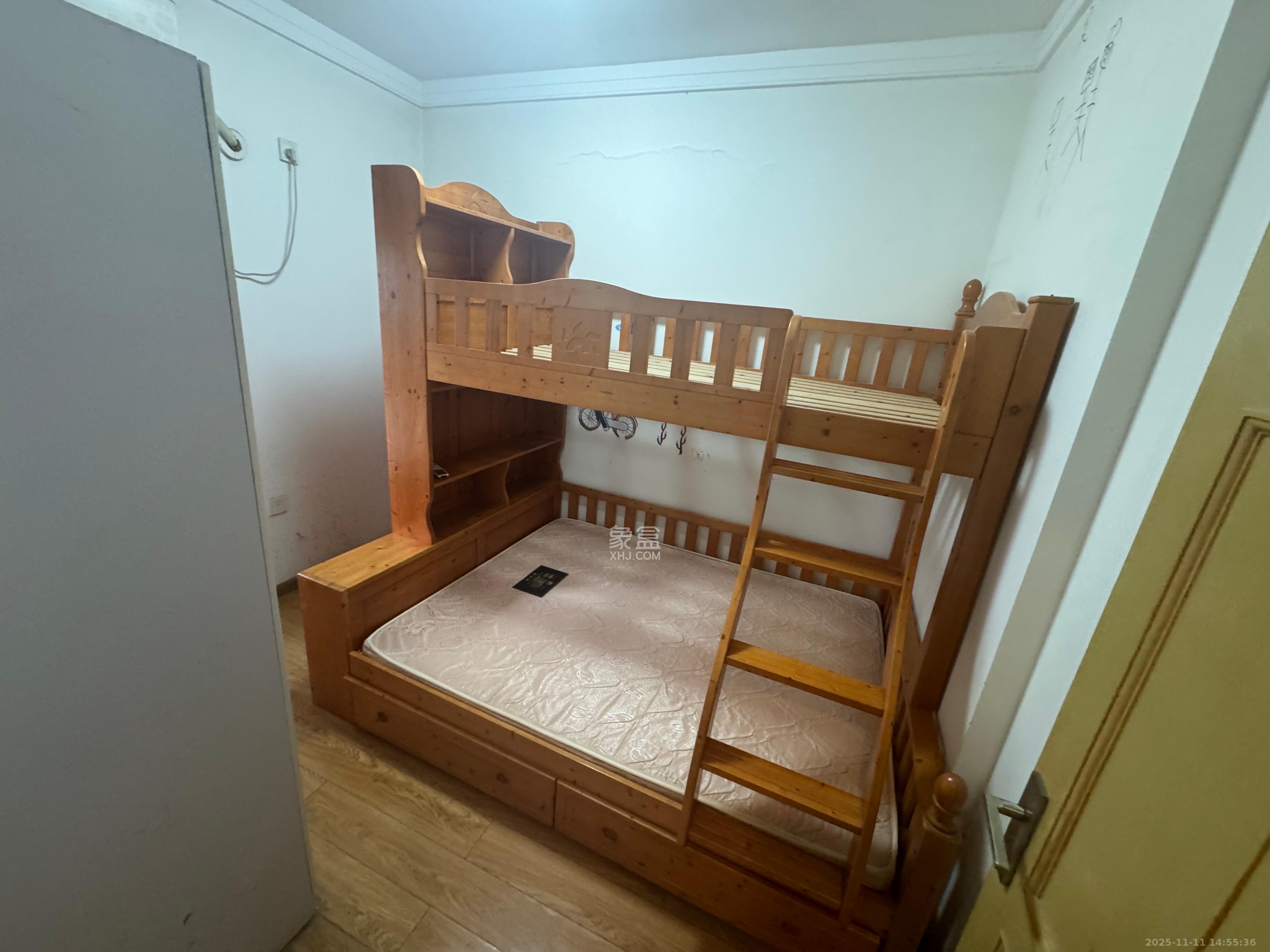 珠江花城三期锦鲤  2室2厅1卫    2000.0元/月室内图