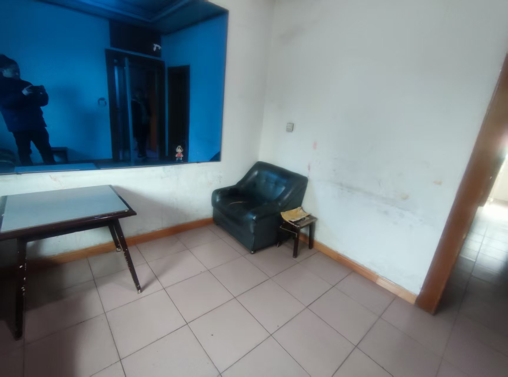 梓园社区(麻纺厂宿舍)  1室1厅1卫    500.0元/月室内图