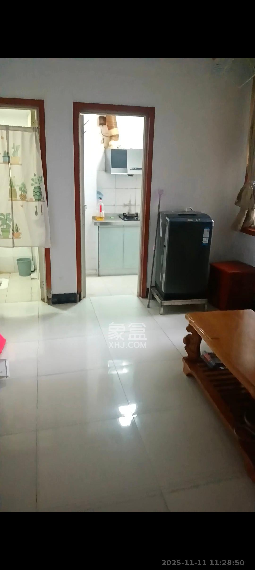 东方新世界  1室1厅1卫    1200.0元/月室内图