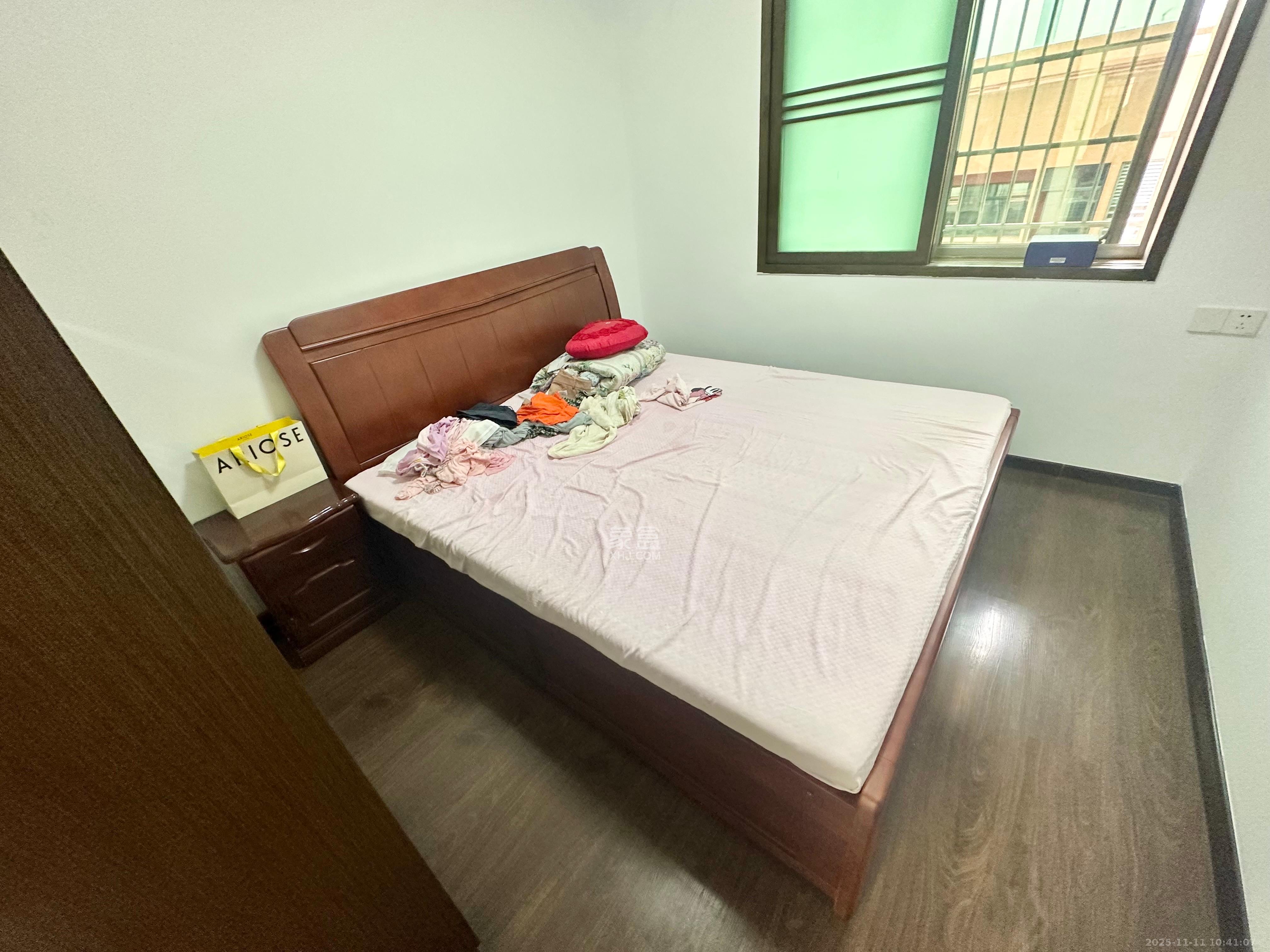 人造板厂宿舍（新河北堤1号）  3室1厅1卫    1700.0元/月室内图