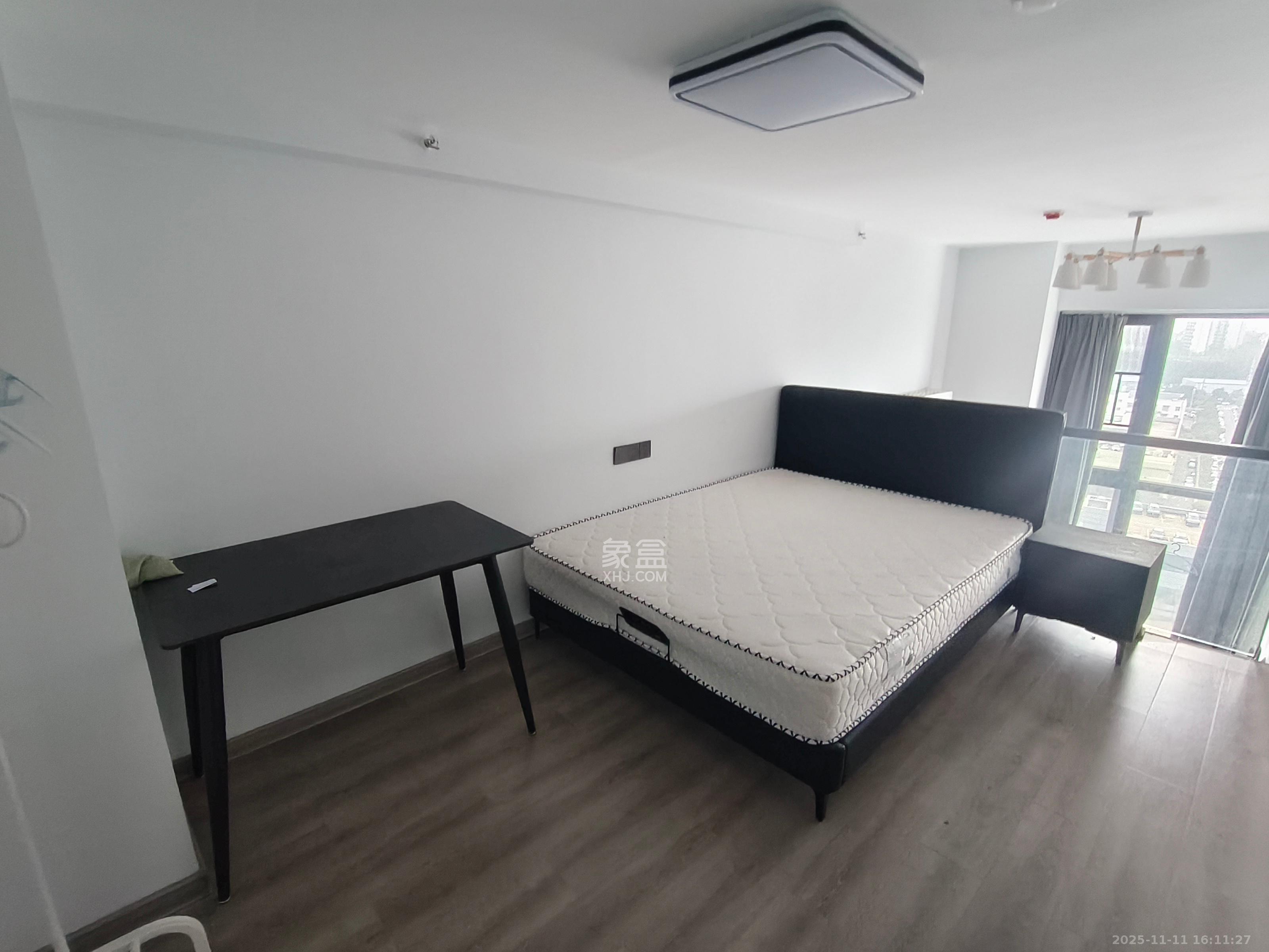 爱家当代境  1室1厅1卫    2000.0元/月室内图