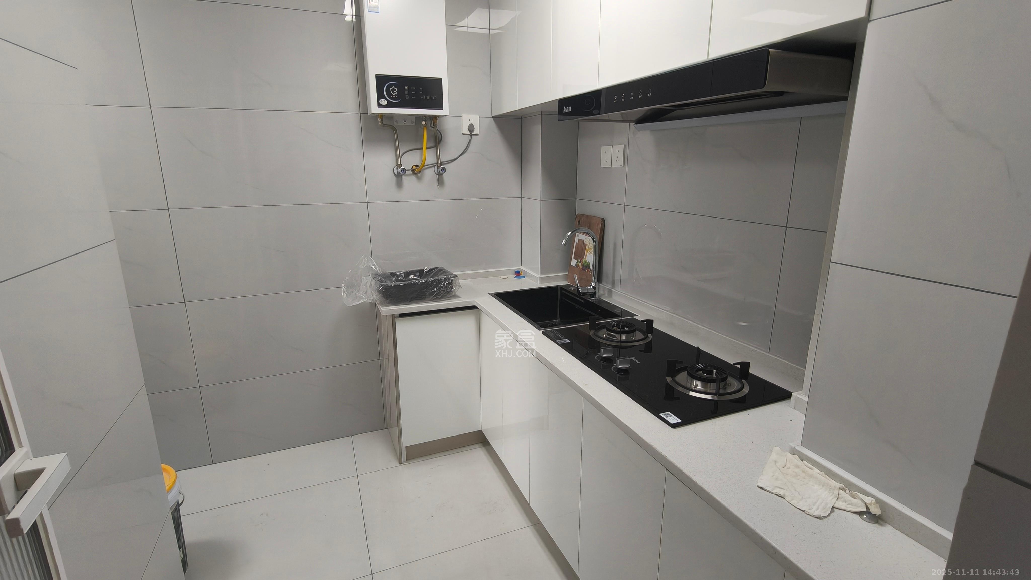 艾美潇湘  3室1厅2卫    1850.0元/月室内图