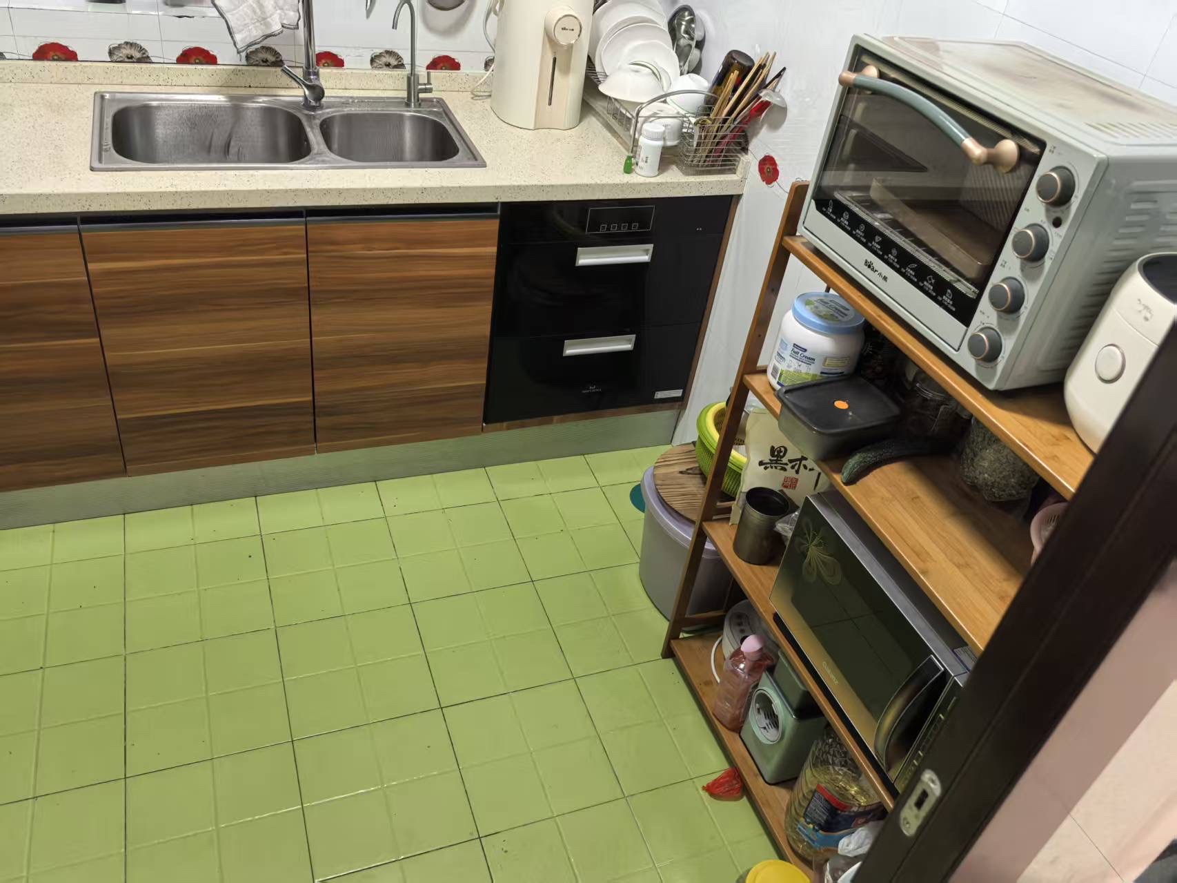 金域湾畔 4室2厅2卫 160.0万 金域湾畔 4室2厅2卫 160.0万客厅