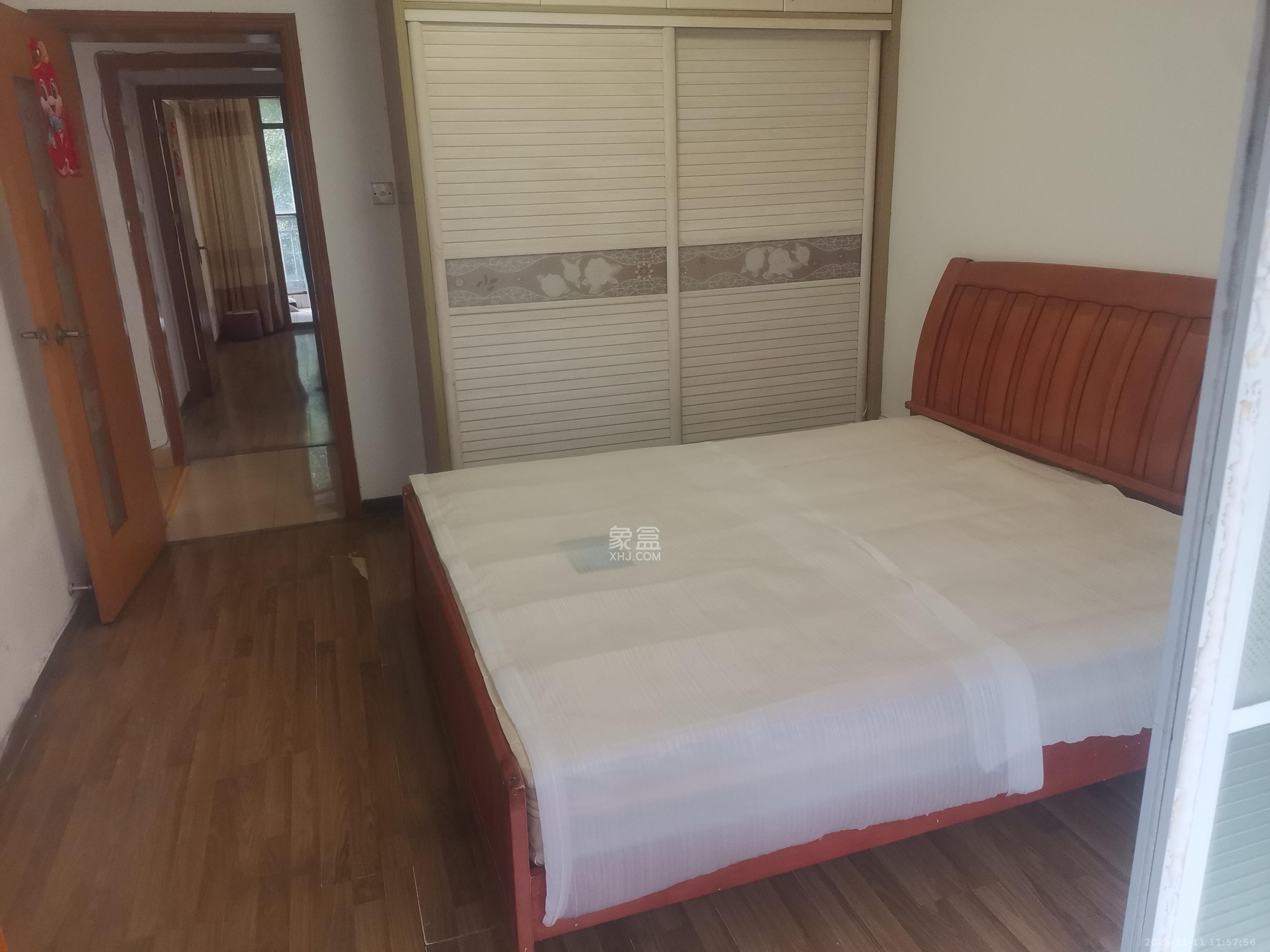 芙蓉苑 1室2厅2卫 2000.0元/月 芙蓉苑 1室2厅2卫 2000.0元/月室内图