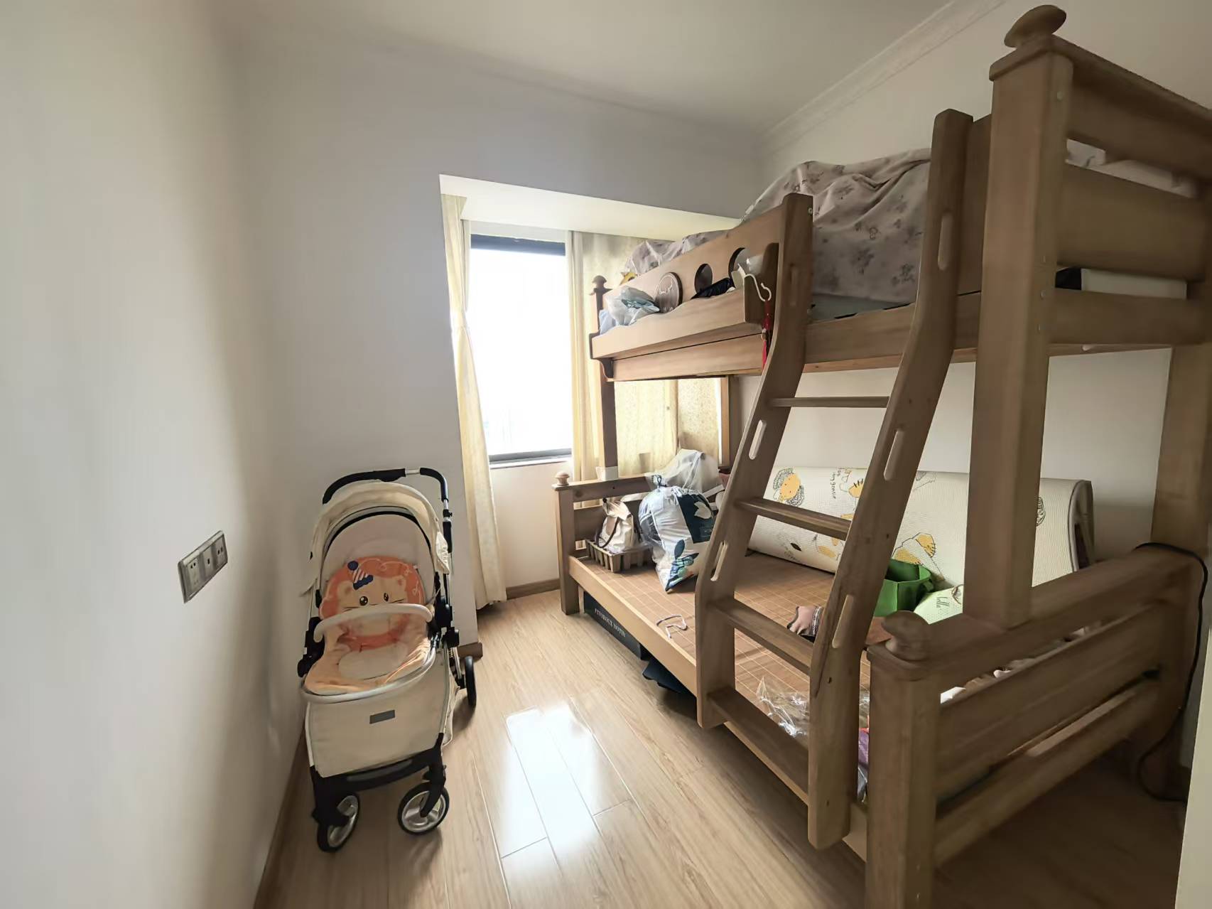 滨江花园 3室2厅2卫 49.8万 滨江花园 3室2厅2卫 49.8万室内图