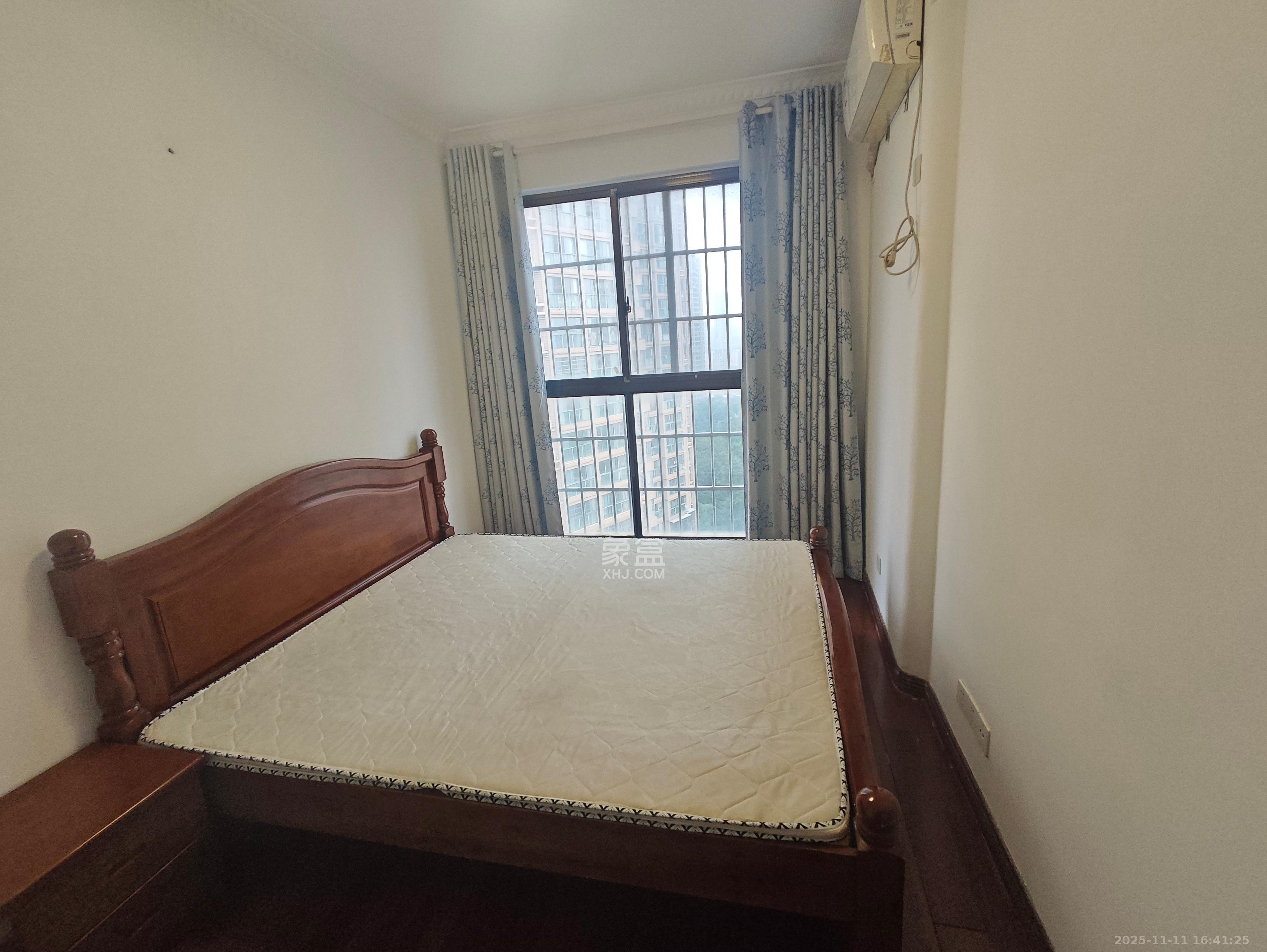 江河双水湾 3室2厅1卫 2400.0元/月 江河双水湾 3室2厅1卫 2400.0元/月室内图