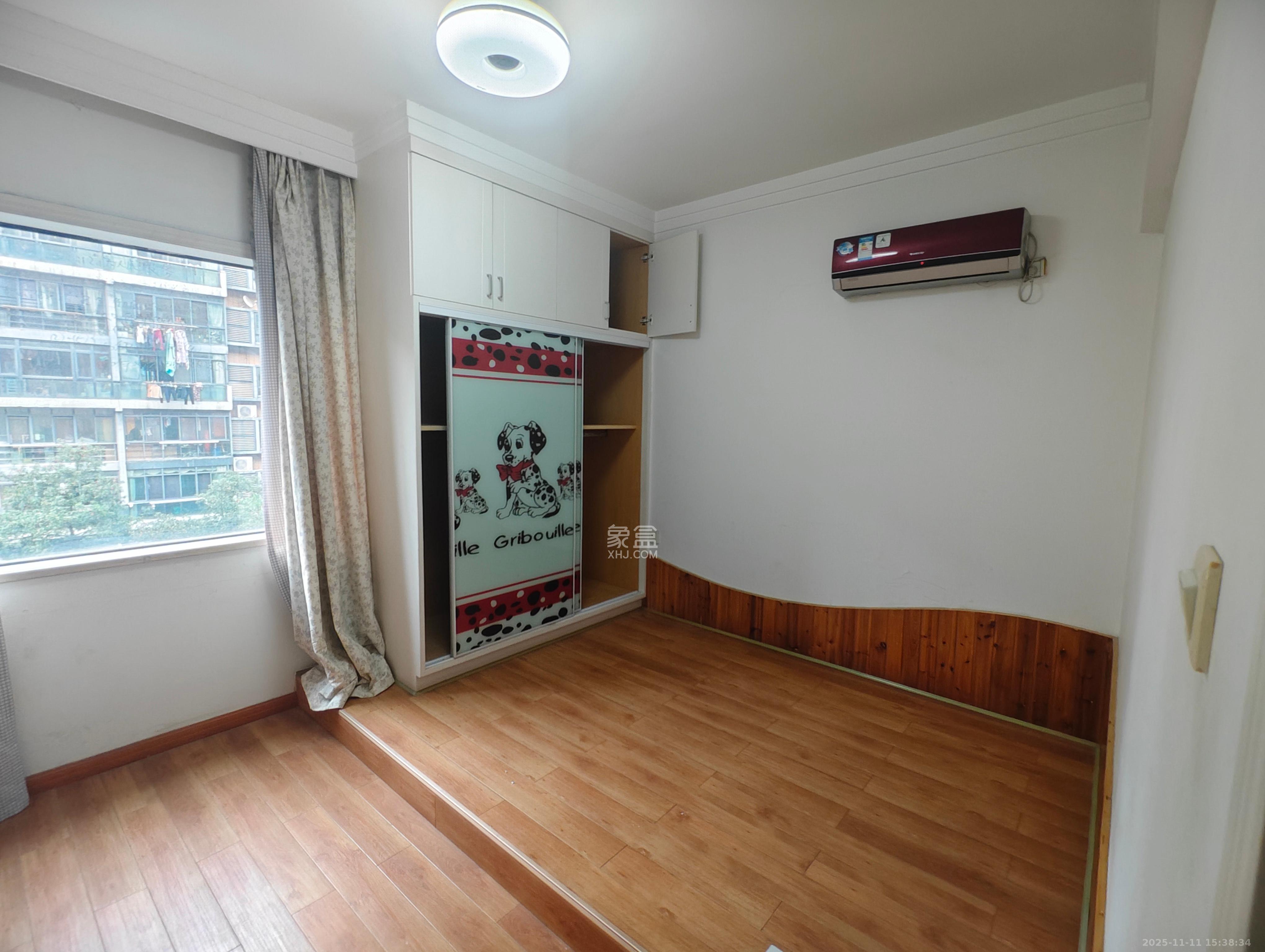 茂华国际湘 3室2厅2卫 3000.0元/月 茂华国际湘 3室2厅2卫 3000.0元/月室内图