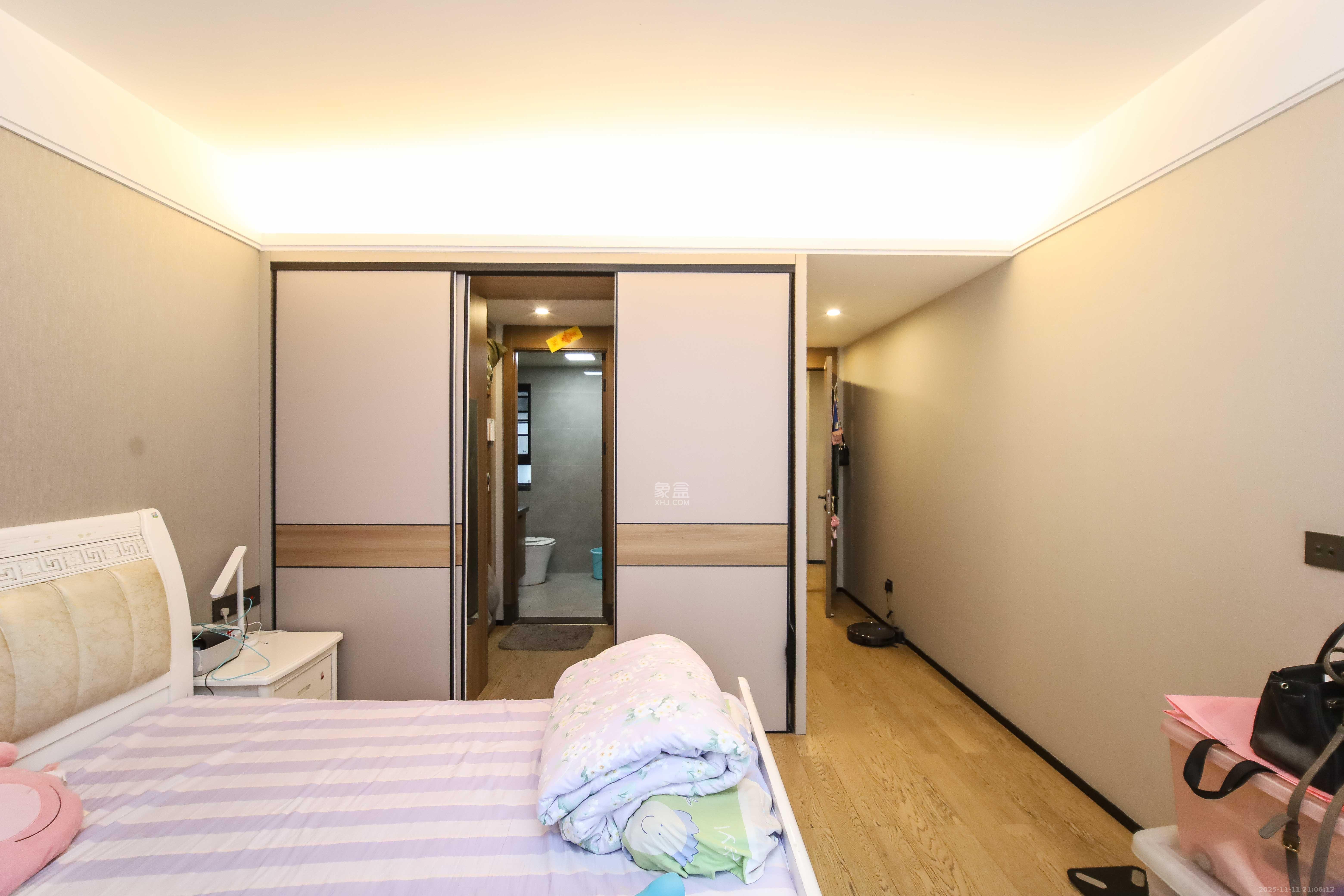 万科金域蓝湾 4室2厅2卫 159.0万 万科金域蓝湾 4室2厅2卫 159.0万卧室