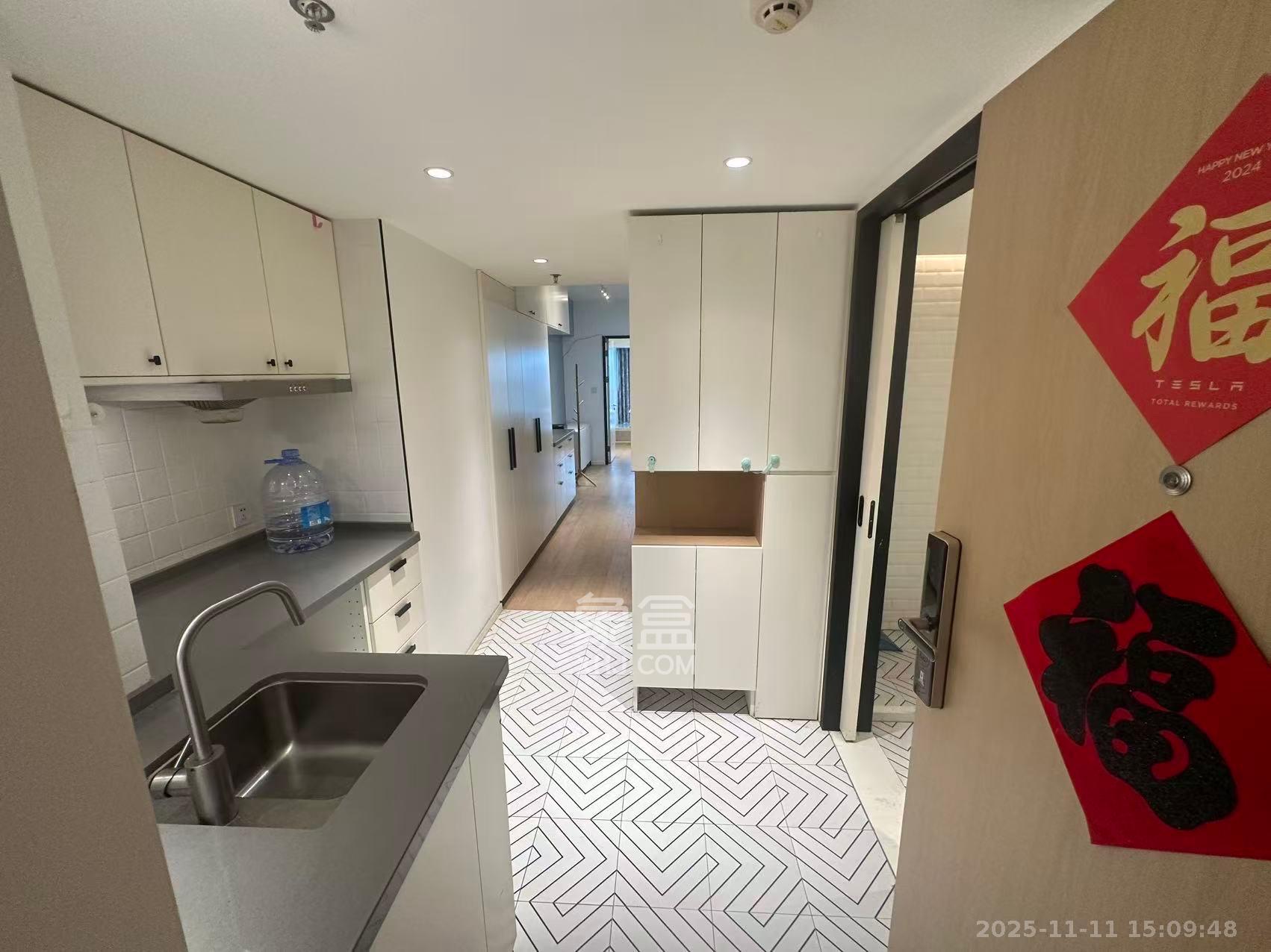 荟聚之光  1室0厅0卫    3000.0元/月