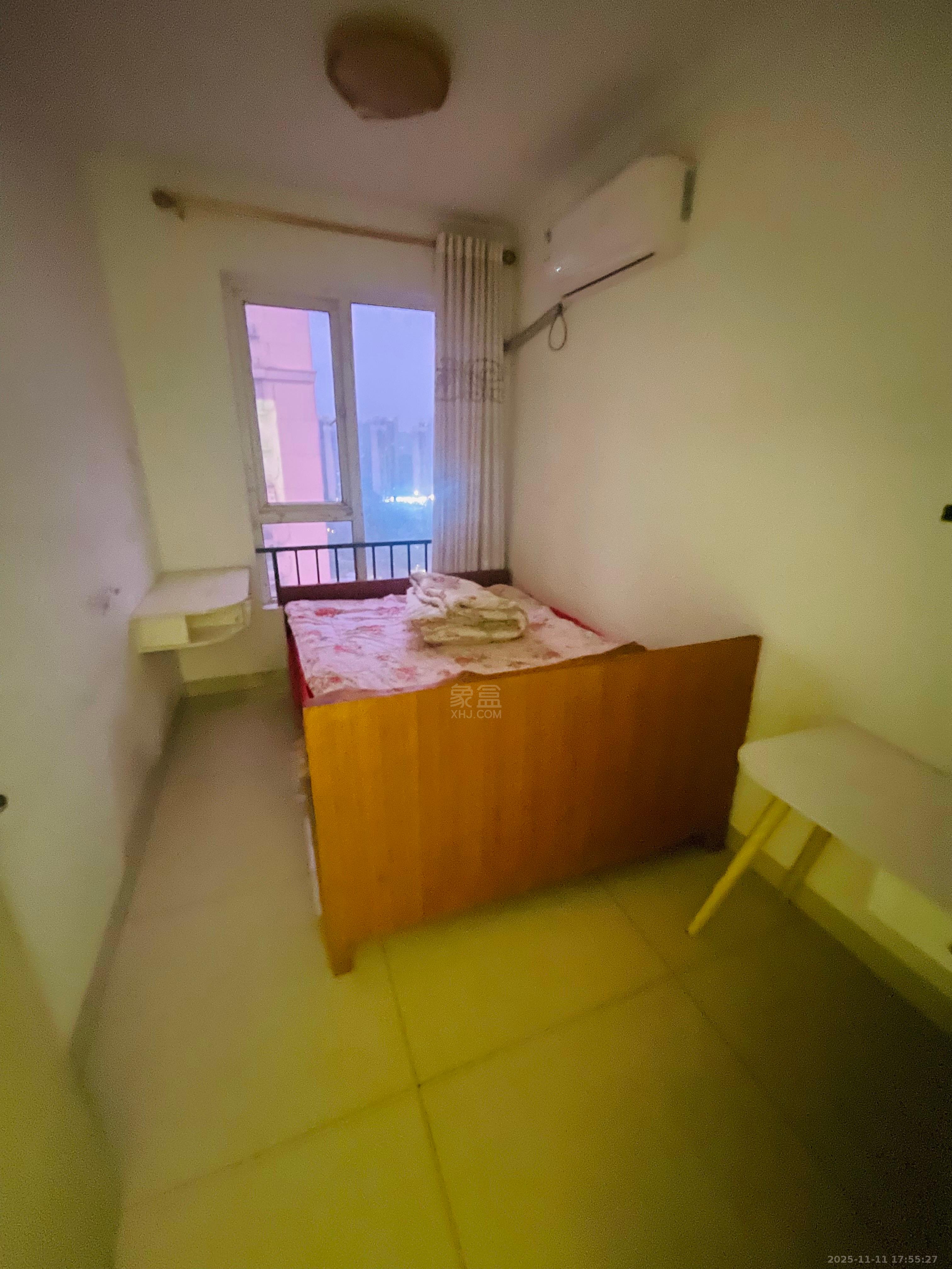 佳兆业金域天下三期  3室2厅2卫    1600.0元/月室内图