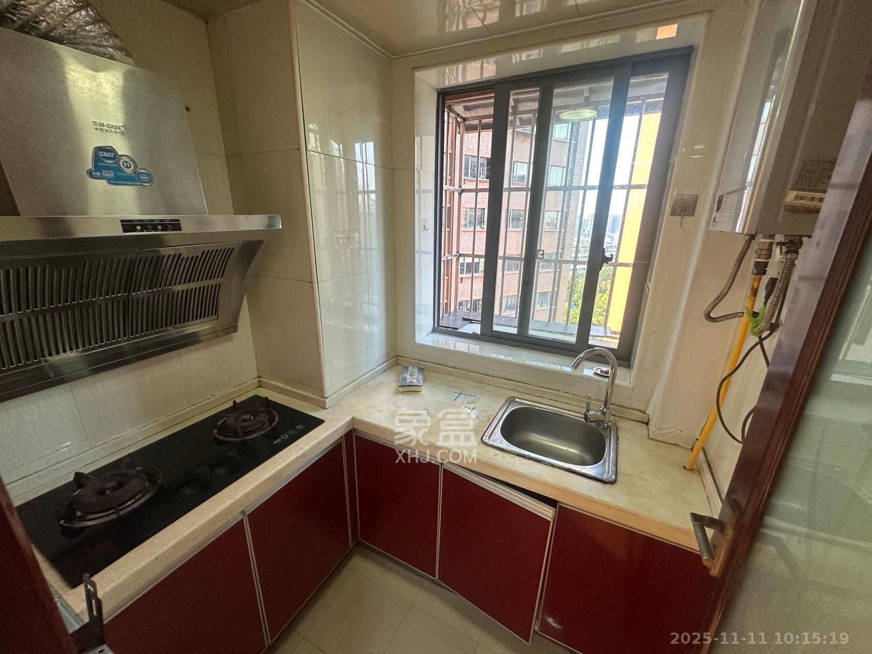 上海城小区  1室1厅1卫    1400.0元/月室内图