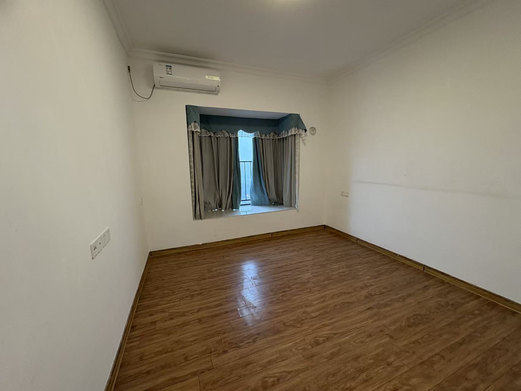 天元区碧桂园 4室2厅2卫 78.8万 天元区碧桂园 4室2厅2卫 78.8万室内图