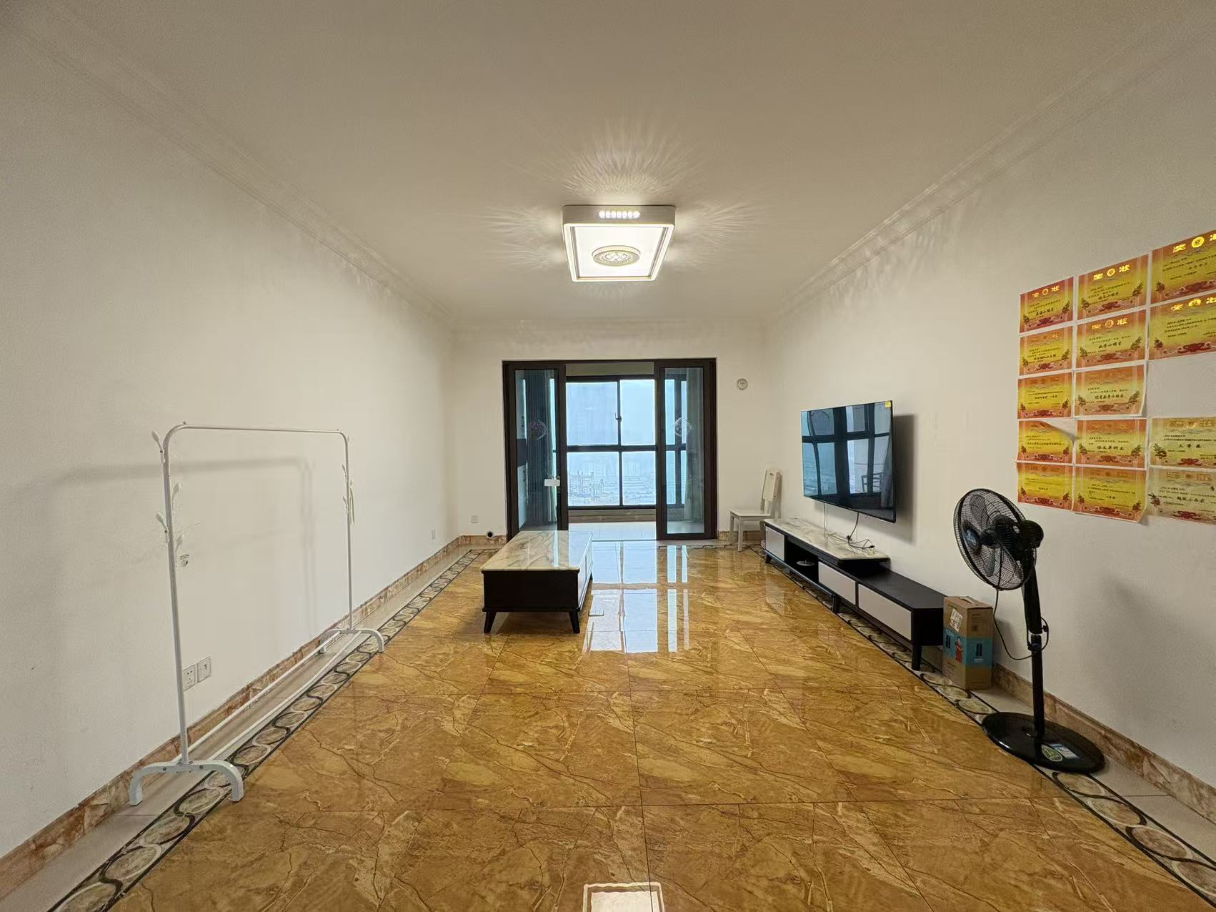 天元区碧桂园 4室2厅2卫 78.8万 天元区碧桂园 4室2厅2卫 78.8万室内图