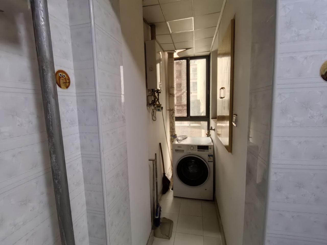 金色荷塘  2室2厅1卫    31.8万室内图