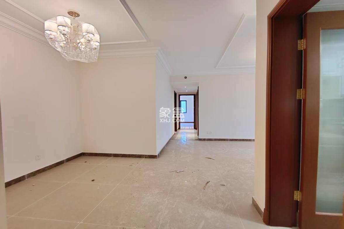 恒大华府 3室2厅2卫 68.0万 恒大华府 3室2厅2卫 68.0万室内图