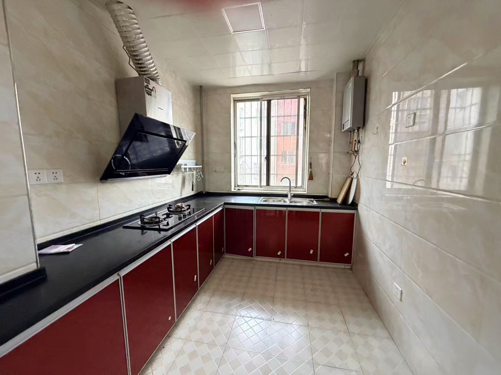 安泰小区  3室2厅2卫    39.0万室内图