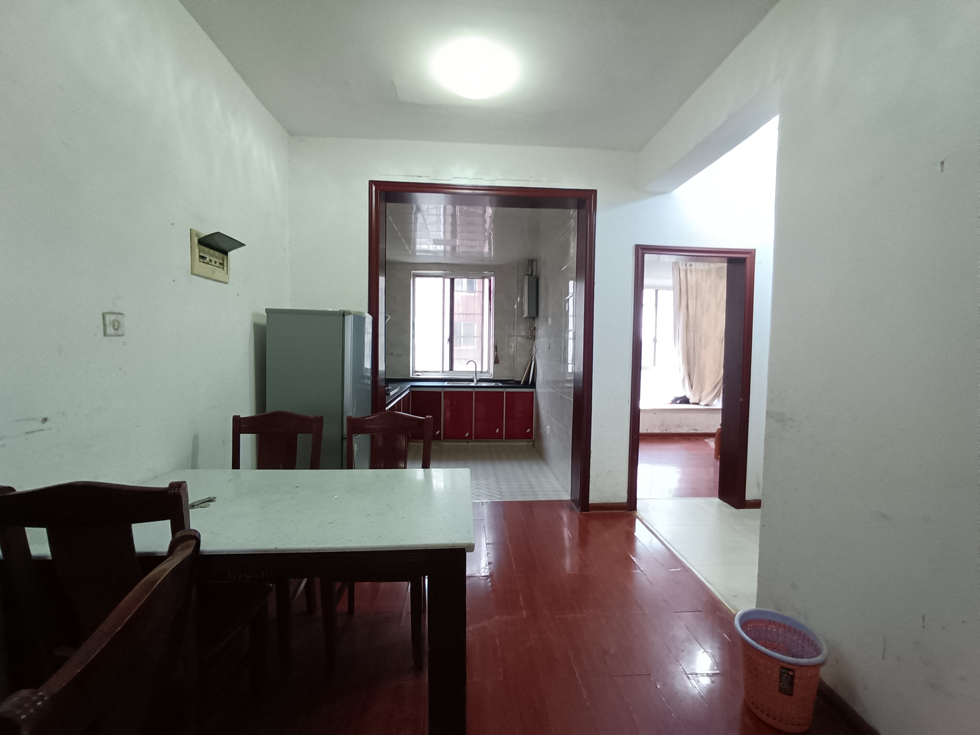 安泰小区  3室2厅2卫    39.0万室内图