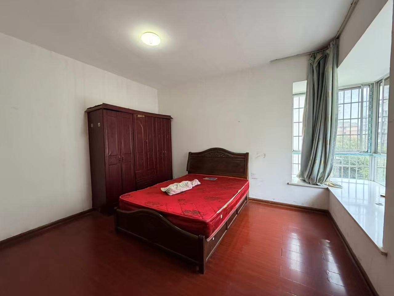 安泰小区  3室2厅2卫    39.0万室内图