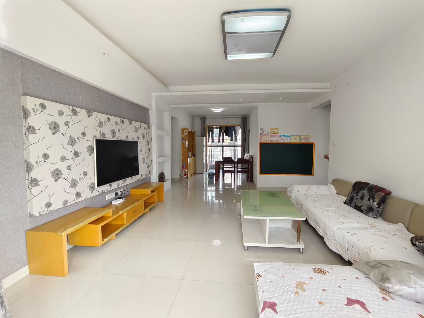 新城壹号 3室2厅2卫 39.8万 新城壹号 3室2厅2卫 39.8万室内图