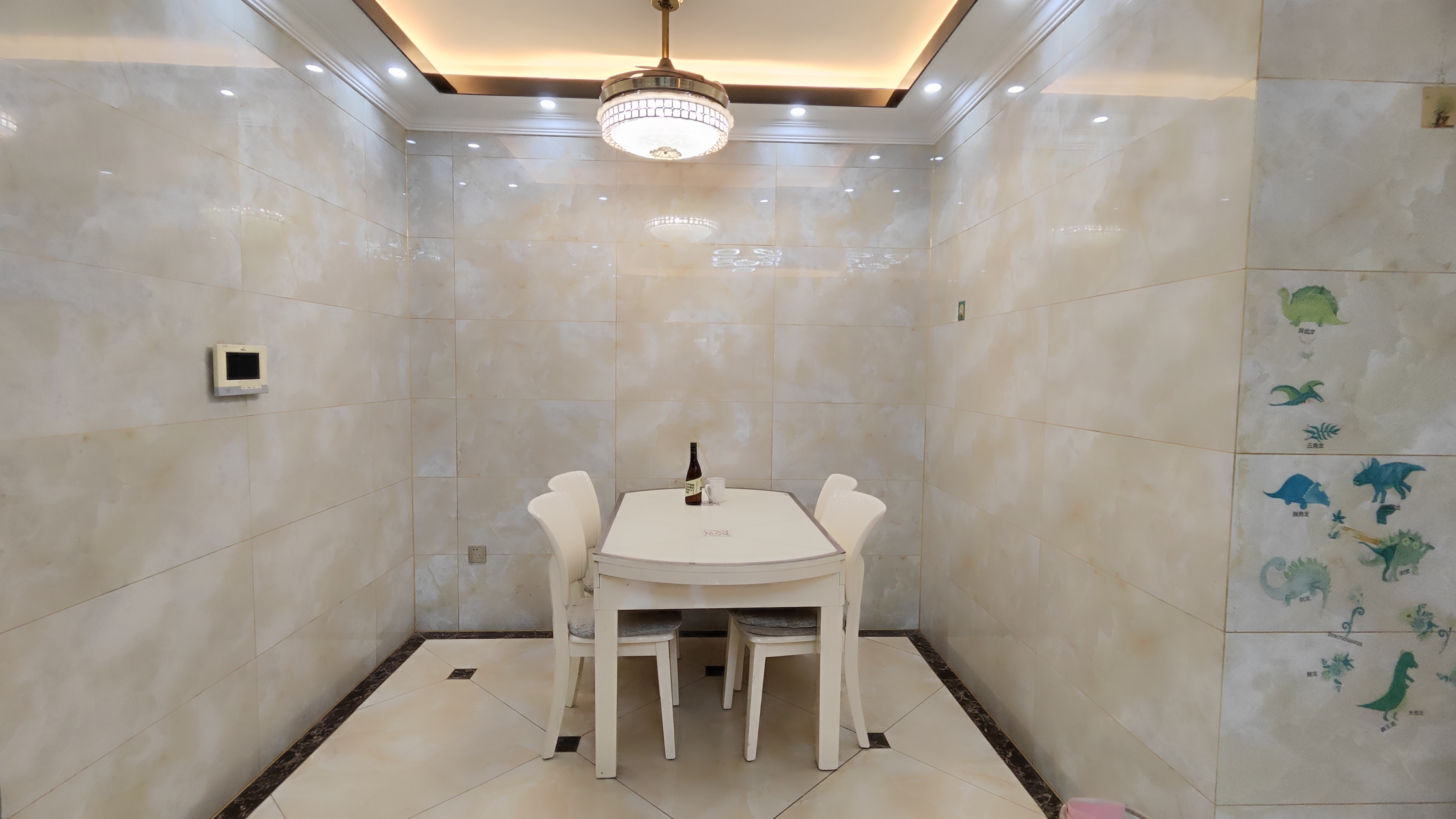 美的城四期  3室2厅1卫    58.8万室内图