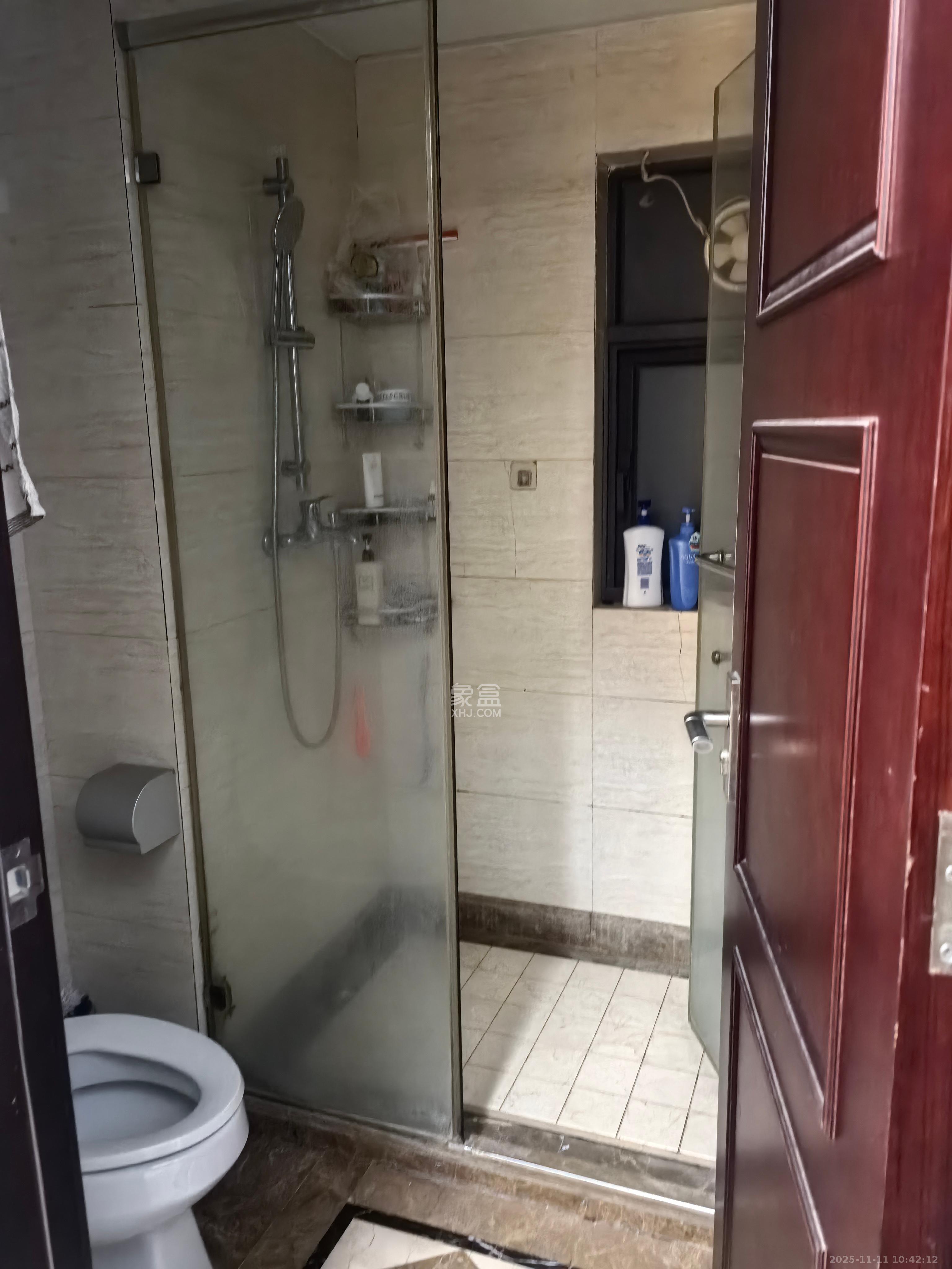 中海国际一期  2室2厅1卫    1800.0元/月室内图