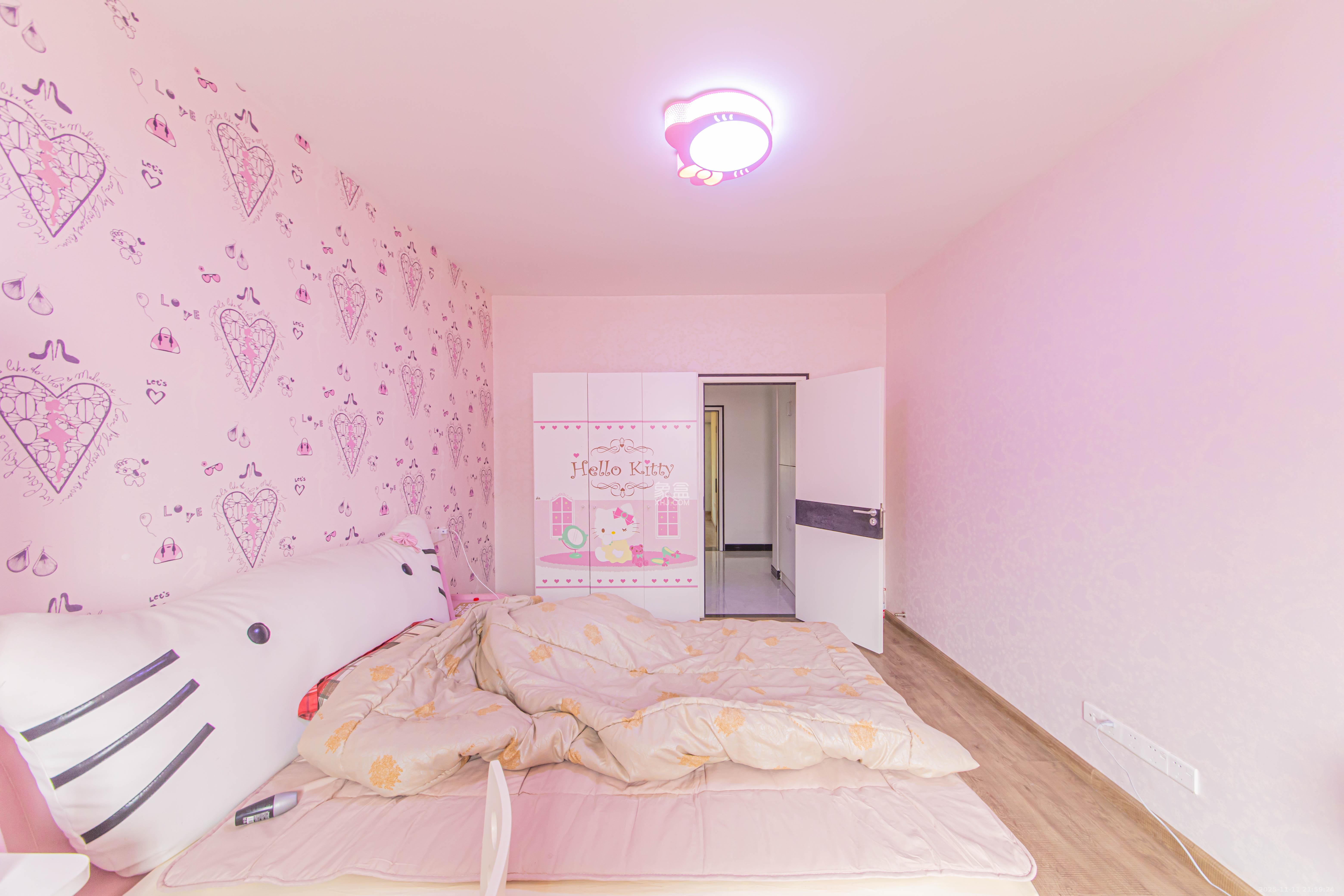 银桂苑  4室2厅2卫    135.0万卧室