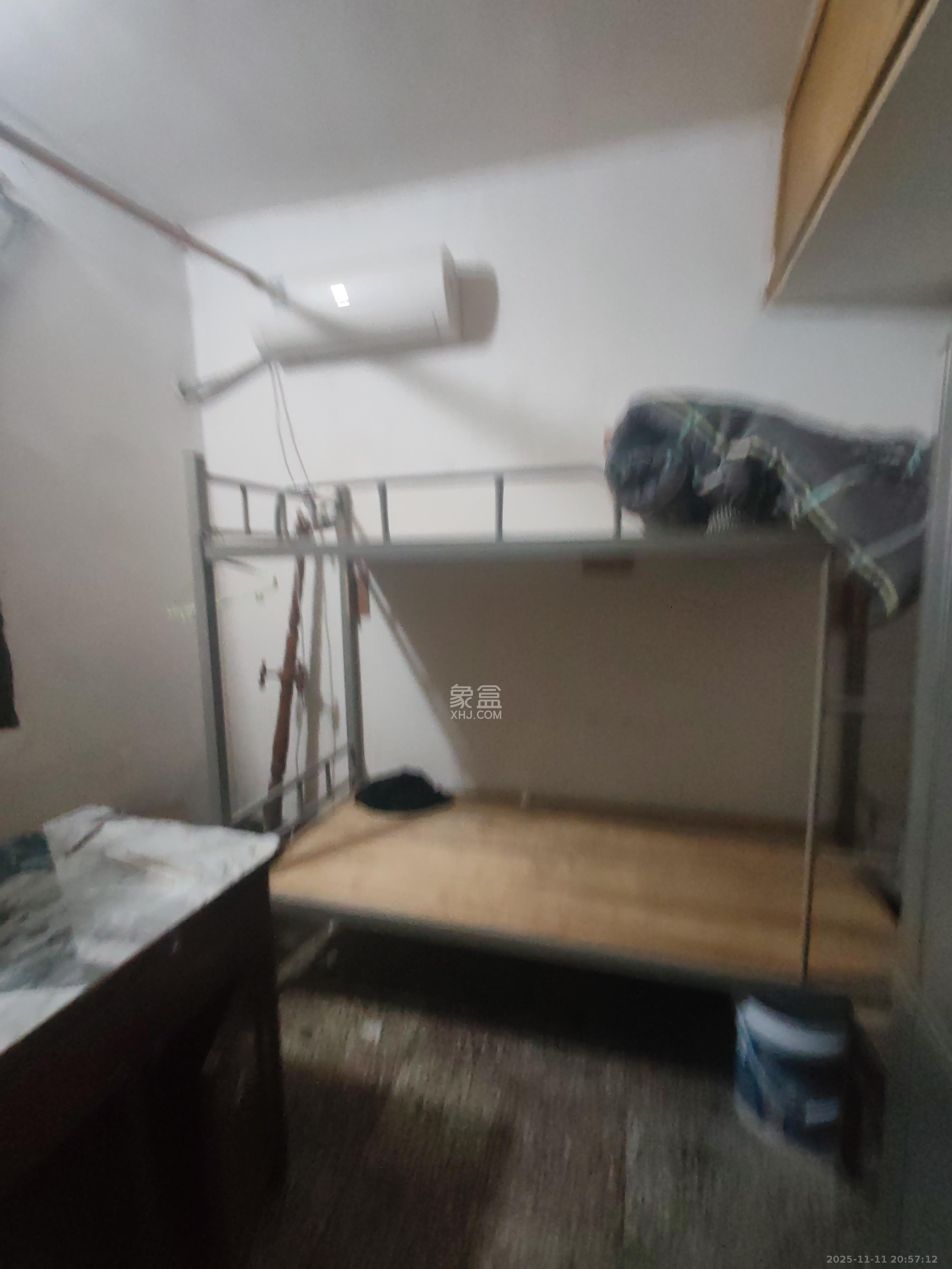 向韶村  1室0厅0卫    1200.0元/月室内图