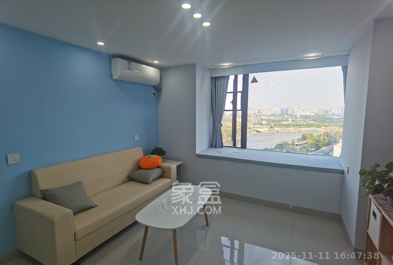 保利中环广场(保利中悦苑) 2室1厅1卫 2500.0元/月 保利中环广场(保利中悦苑) 2室1厅1卫 2500.0元/月室内图