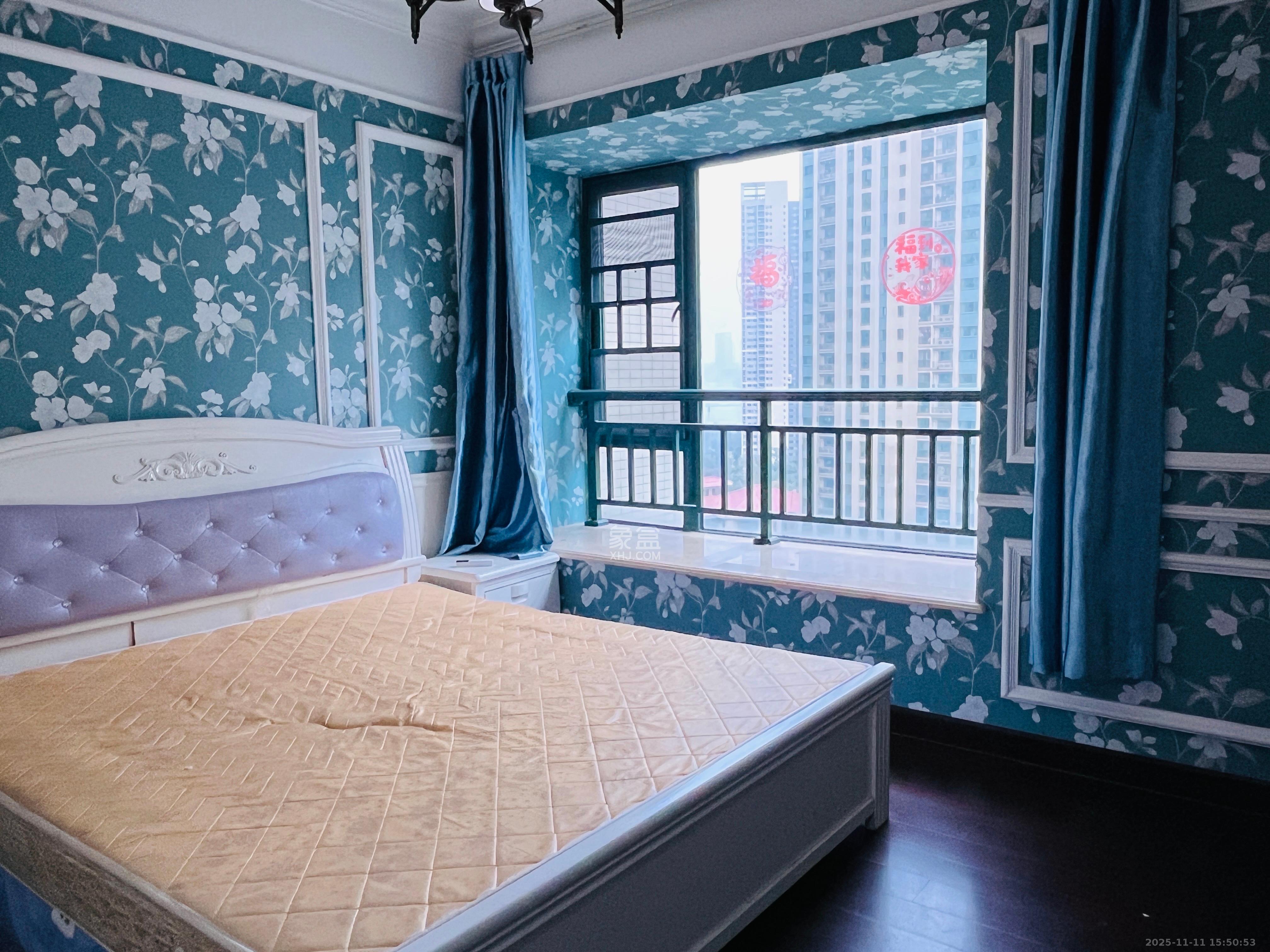 恒大御景湾  3室2厅2卫    3200.0元/月室内图