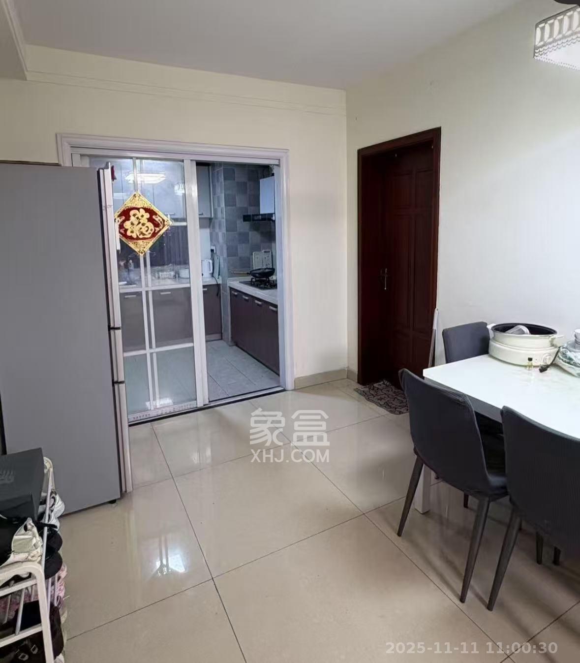 绿地中央广场 3室2厅1卫 2800.0元/月 绿地中央广场 3室2厅1卫 2800.0元/月室内图