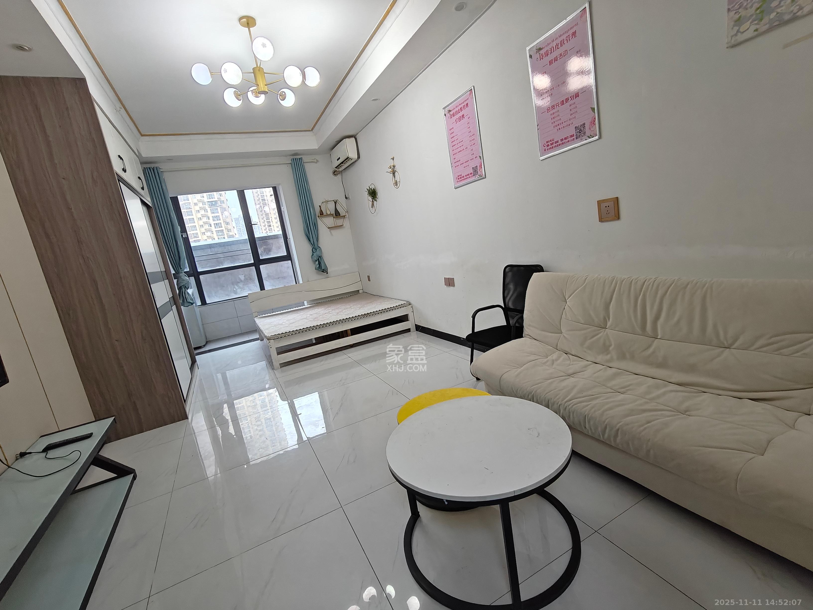 海伦春天 1室1厅1卫 1100.0元/月 海伦春天 1室1厅1卫 1100.0元/月室内图