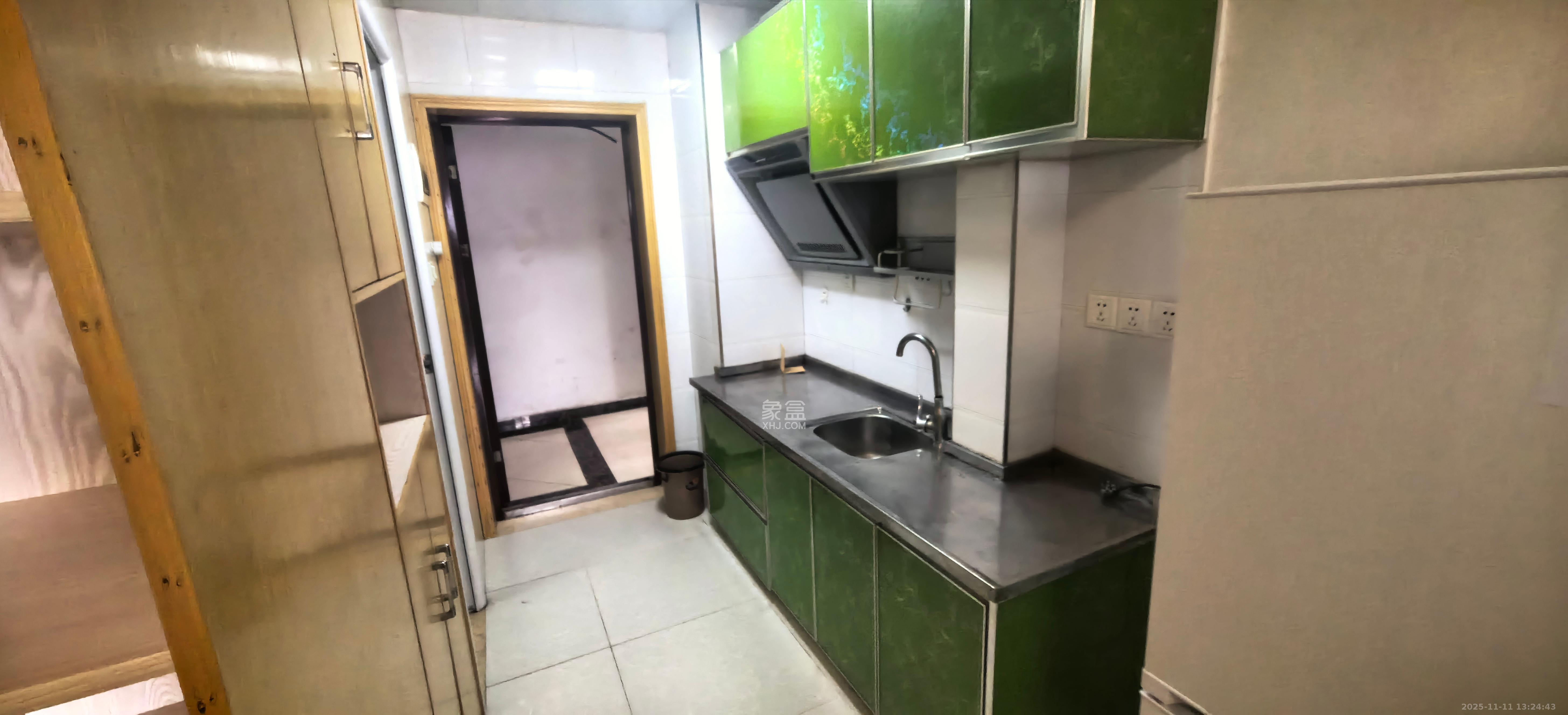 上峰苑(兰亭玥岛) 1室0厅1卫 1600.0元/月 上峰苑(兰亭玥岛) 1室0厅1卫 1600.0元/月室内图