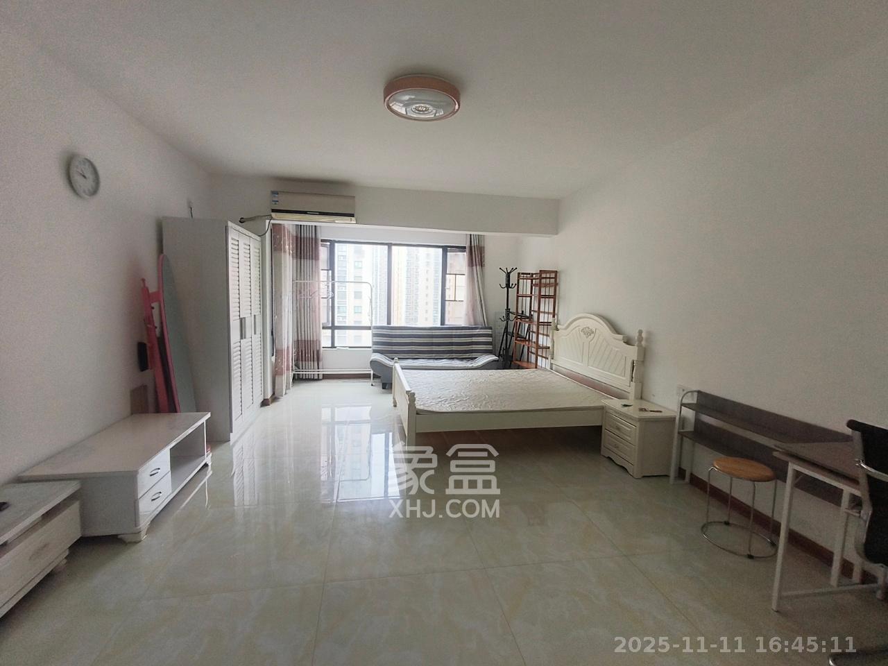 和庄  1室1厅1卫    1600.0元/月室内图