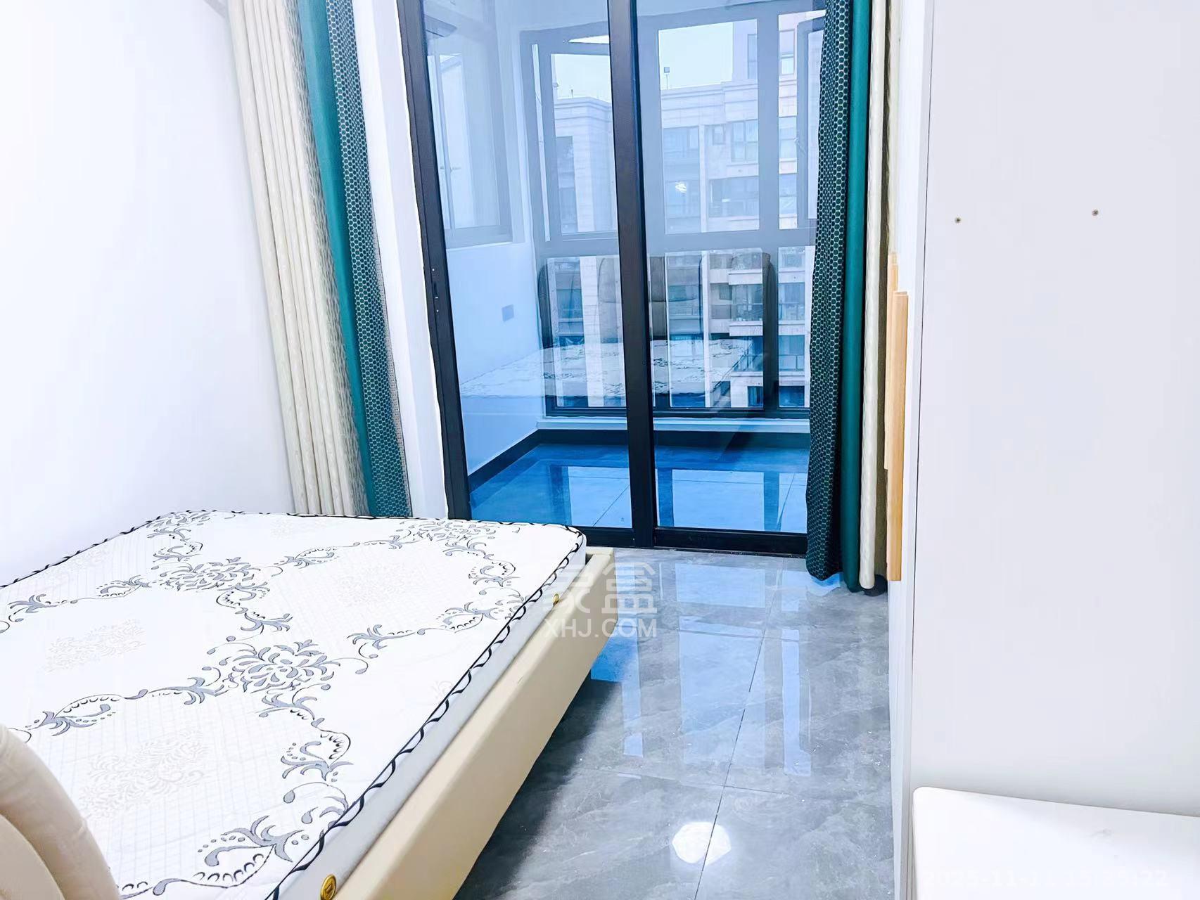 明昇壹城（明昇时代广场）二期  3室2厅2卫    3200.0元/月室内图