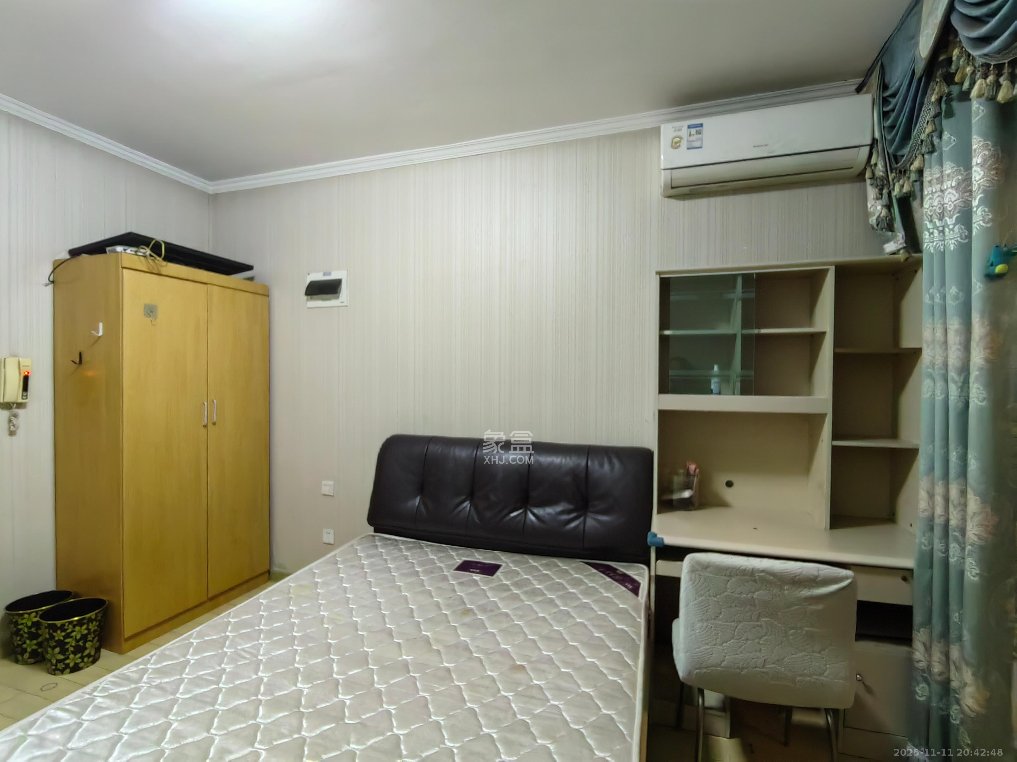 万科金域华府一期 1室0厅1卫 1100.0元/月 万科金域华府一期 1室0厅1卫 1100.0元/月室内图