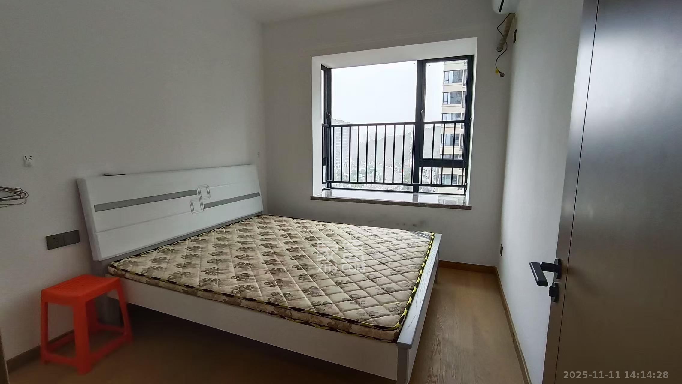 长房云西府一期 4室2厅2卫 3700.0元/月 长房云西府一期 4室2厅2卫 3700.0元/月室内图