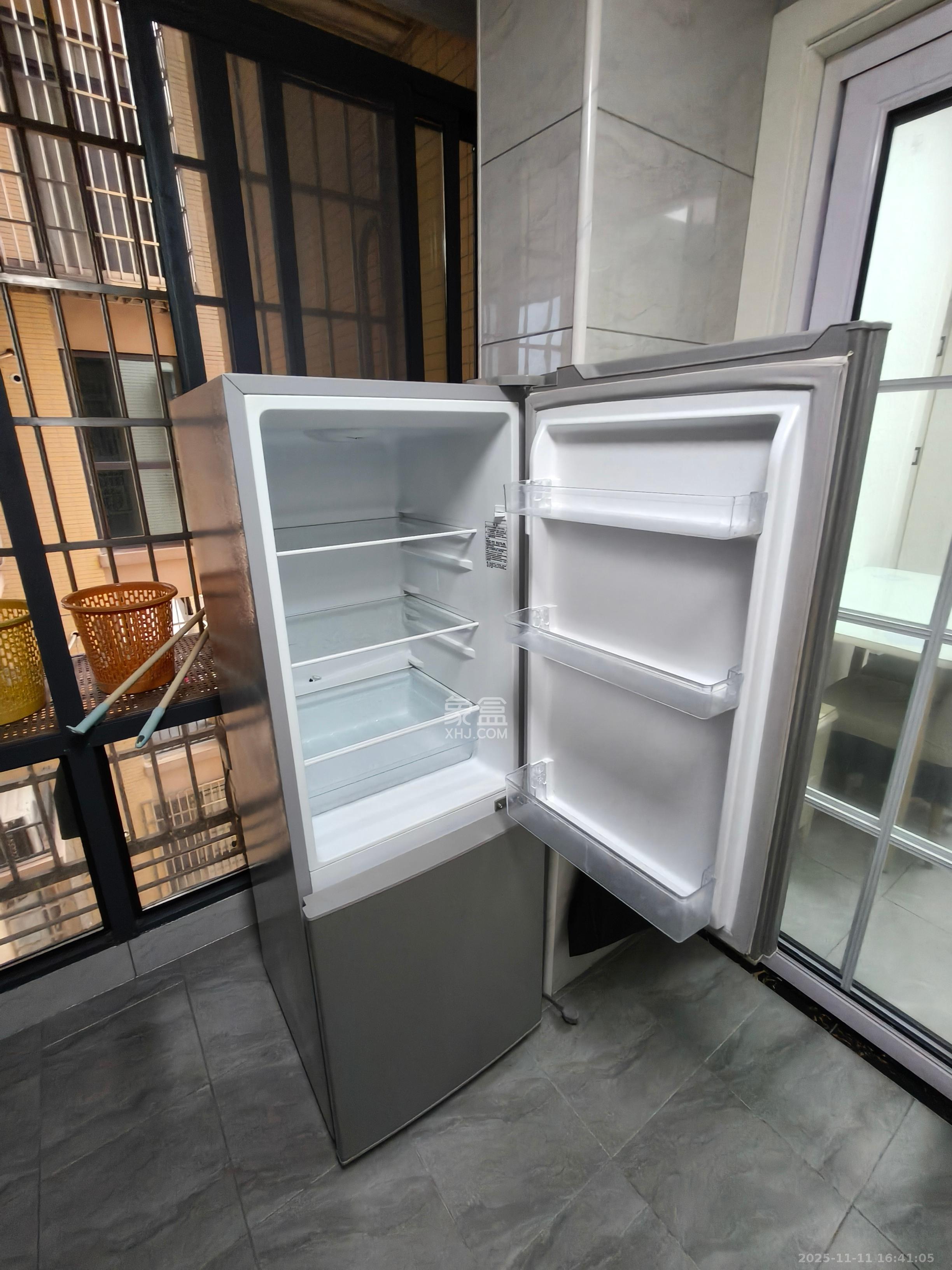 星城新宇川河苑  1室1厅1卫    1300.0元/月室内图